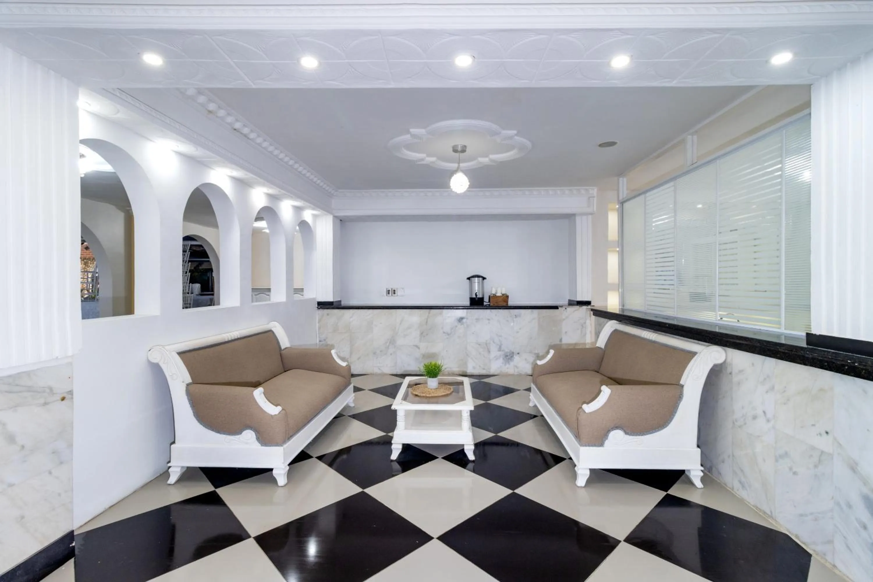 Lobby or reception in Hotel Playa Salguero By GEH Suites