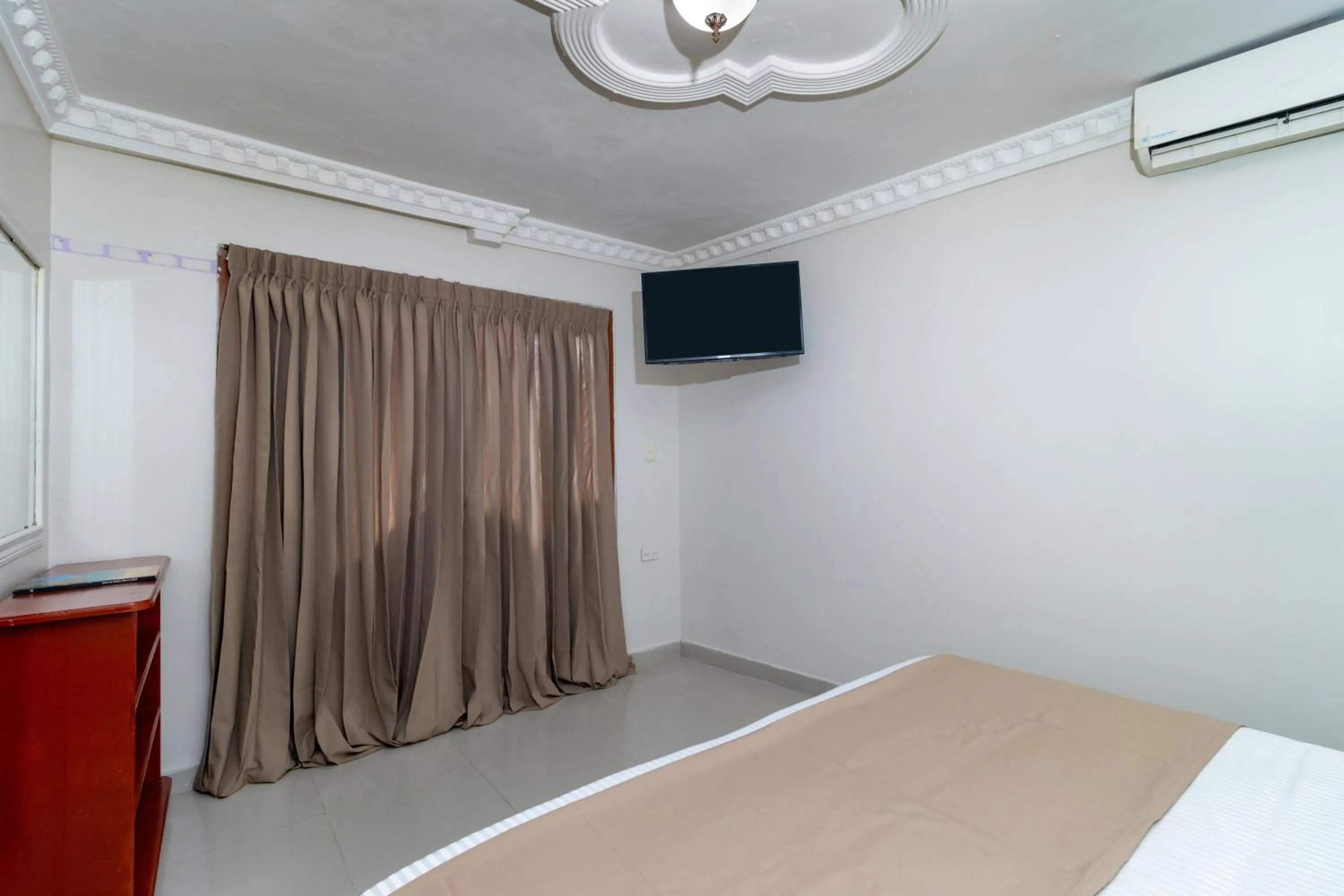 Bedroom, Bed in Hotel Playa Salguero By GEH Suites