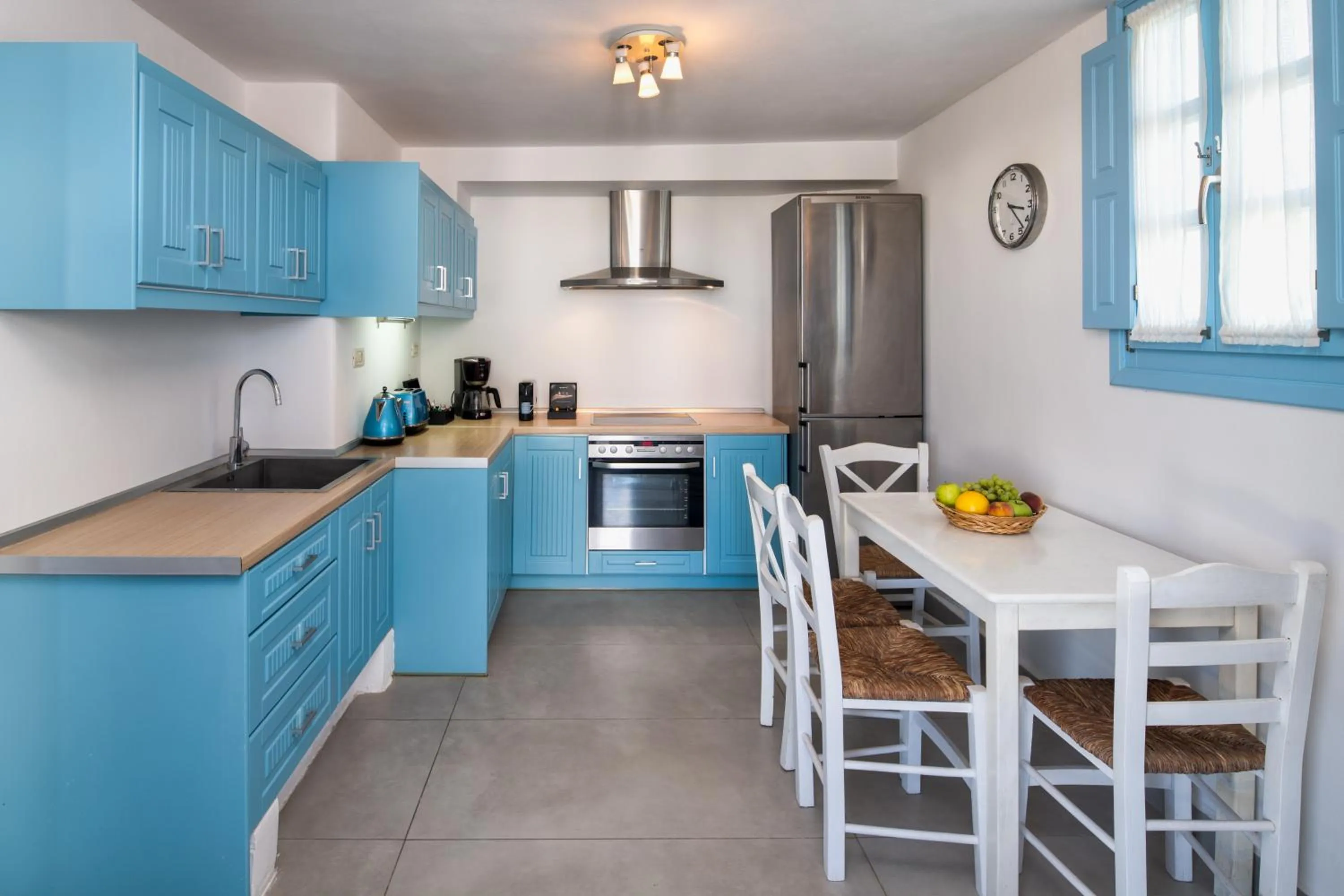 Kitchen or kitchenette in Anema Boutique Hotel & Villas Santorini