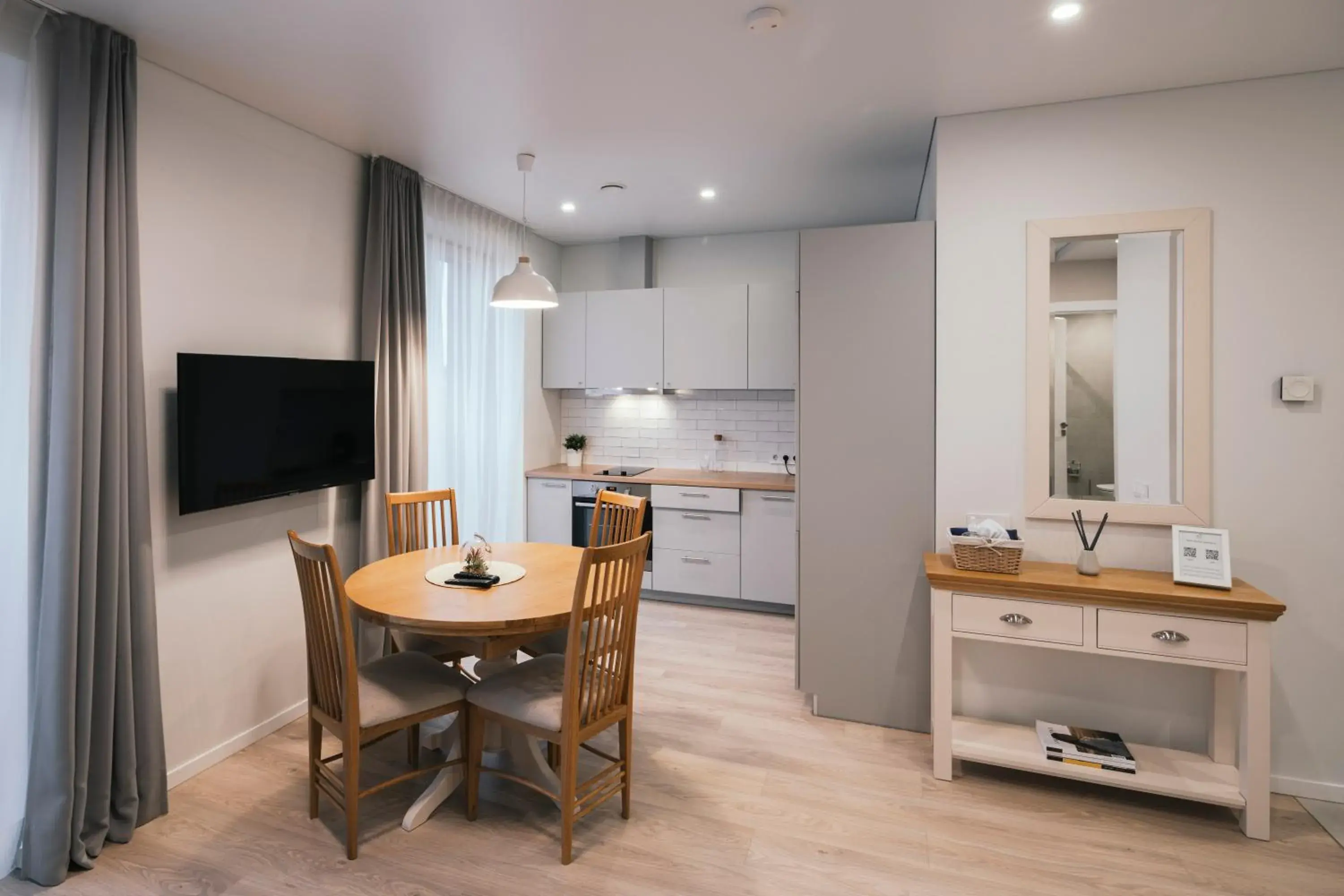 1 Bedroom Apartment with Kitchen in J14A I Rooms & Apartments AUTOMATED SELF CHECK-IN 1 Bedroom Apartment with Kitchen in J14A I Rooms & Apartments AUTOMATED SELF CHECK-IN