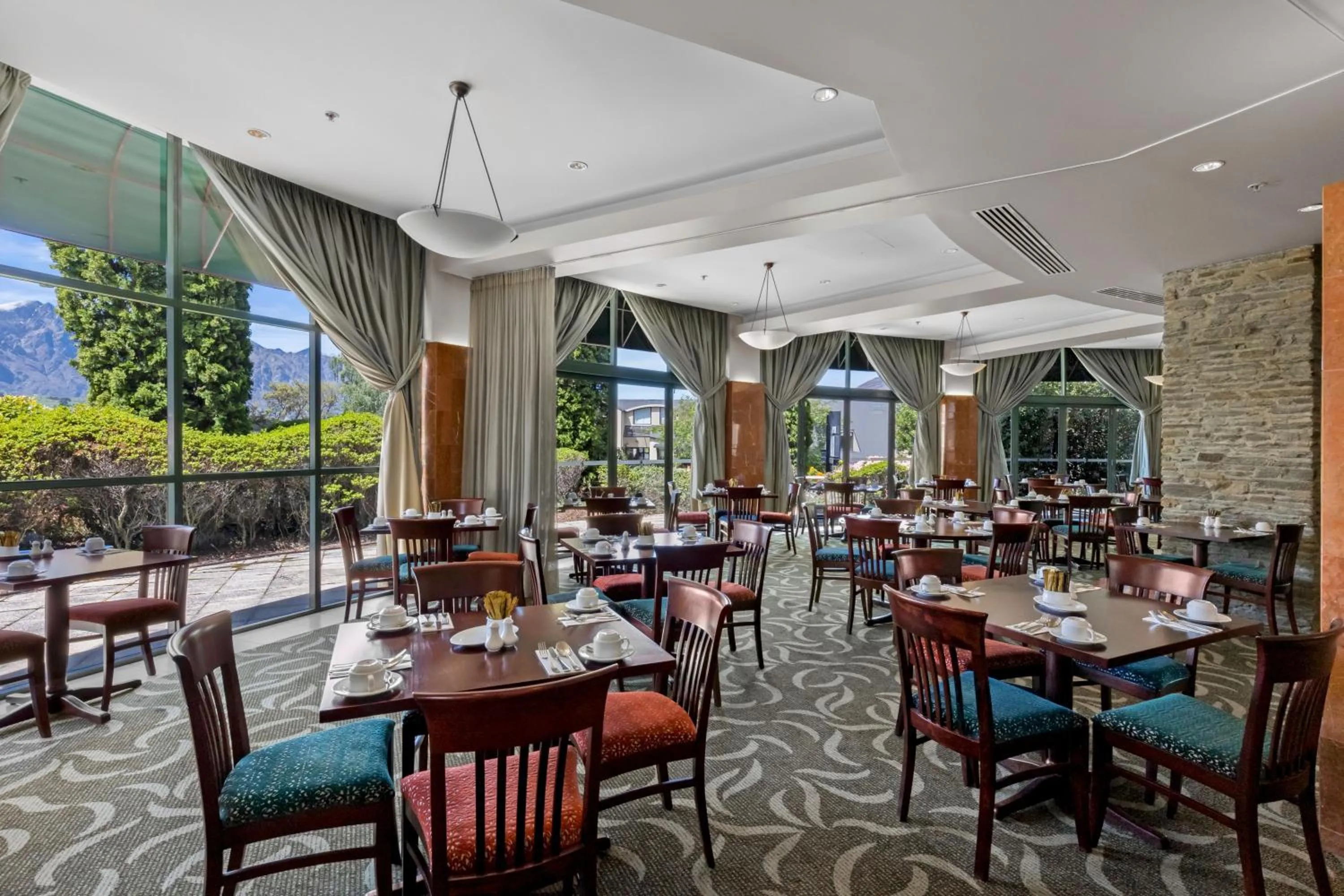Restaurant/places to eat in Millennium Hotel Queenstown