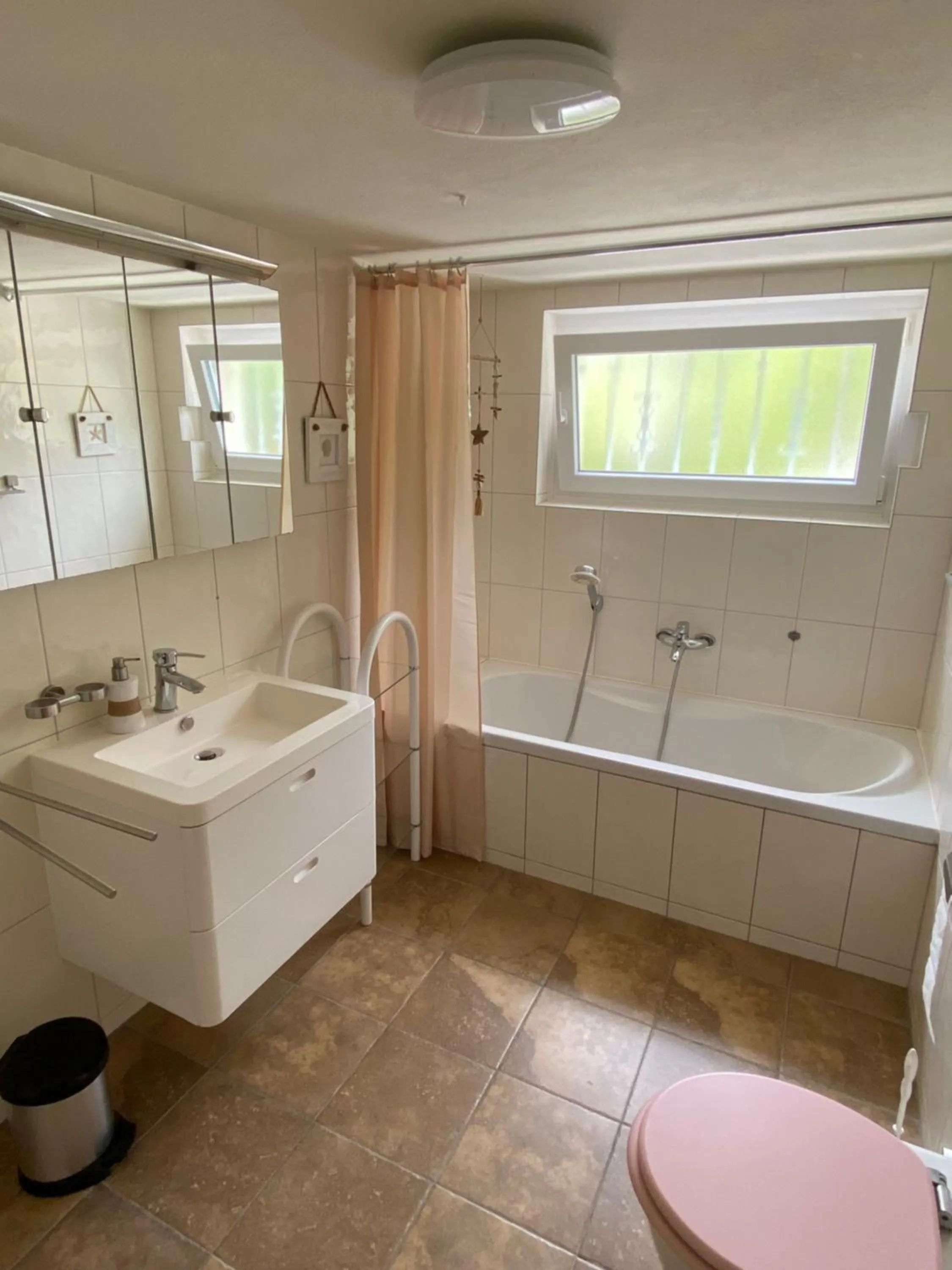 Shower in Gästehaus Graul