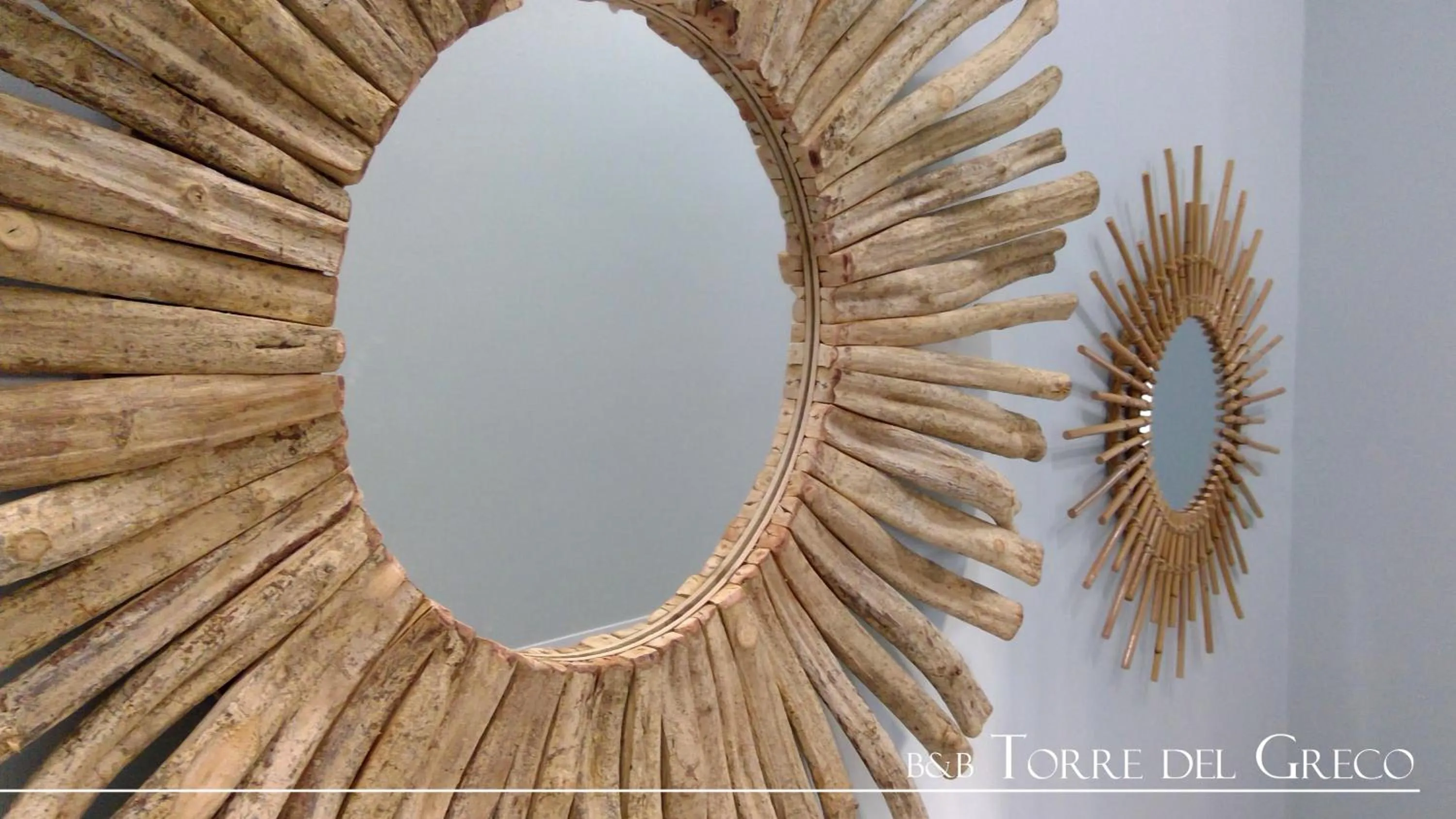 Decorative detail in B&b Torre del Greco