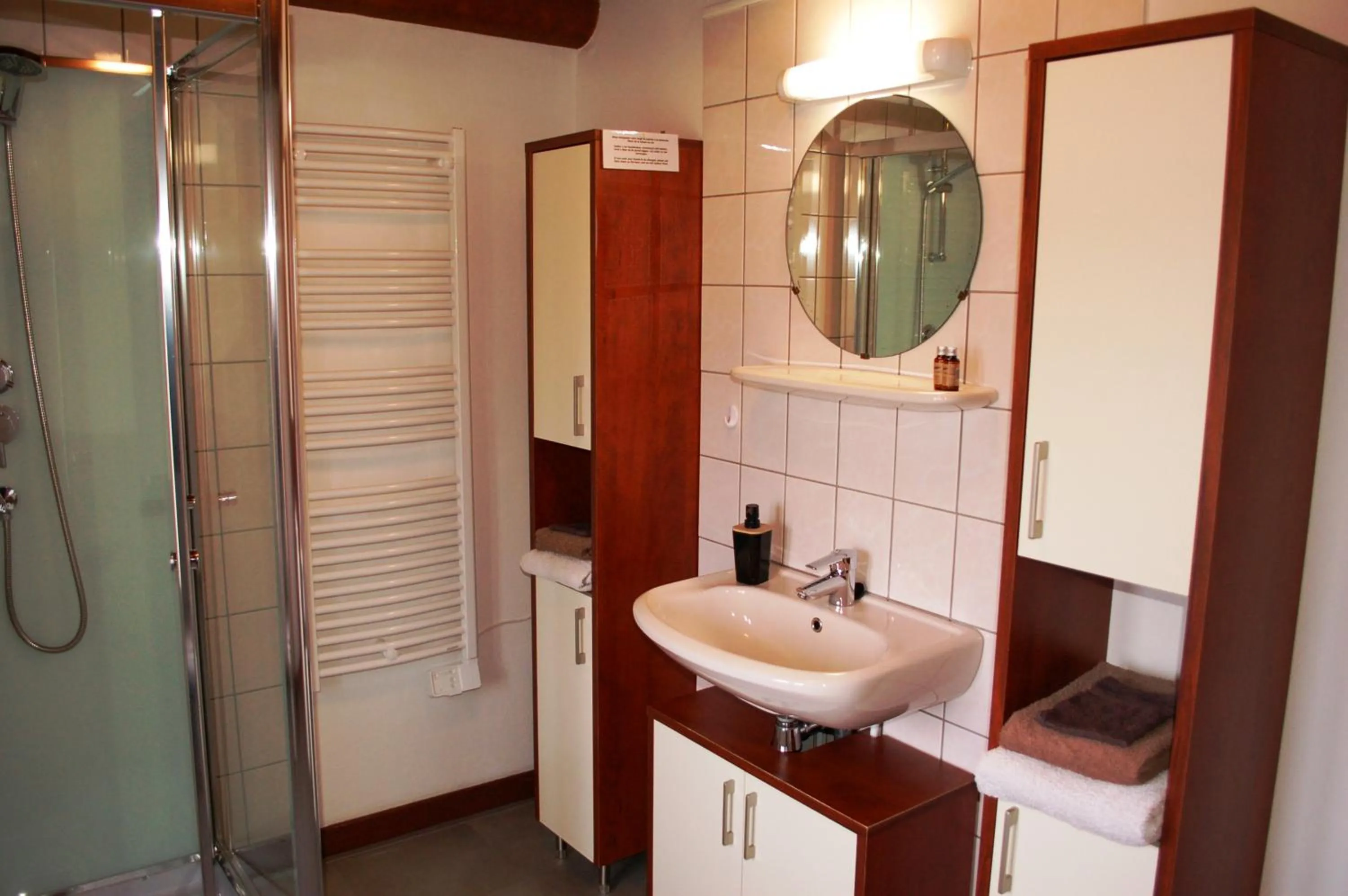 Bathroom in Le Grand Trianon