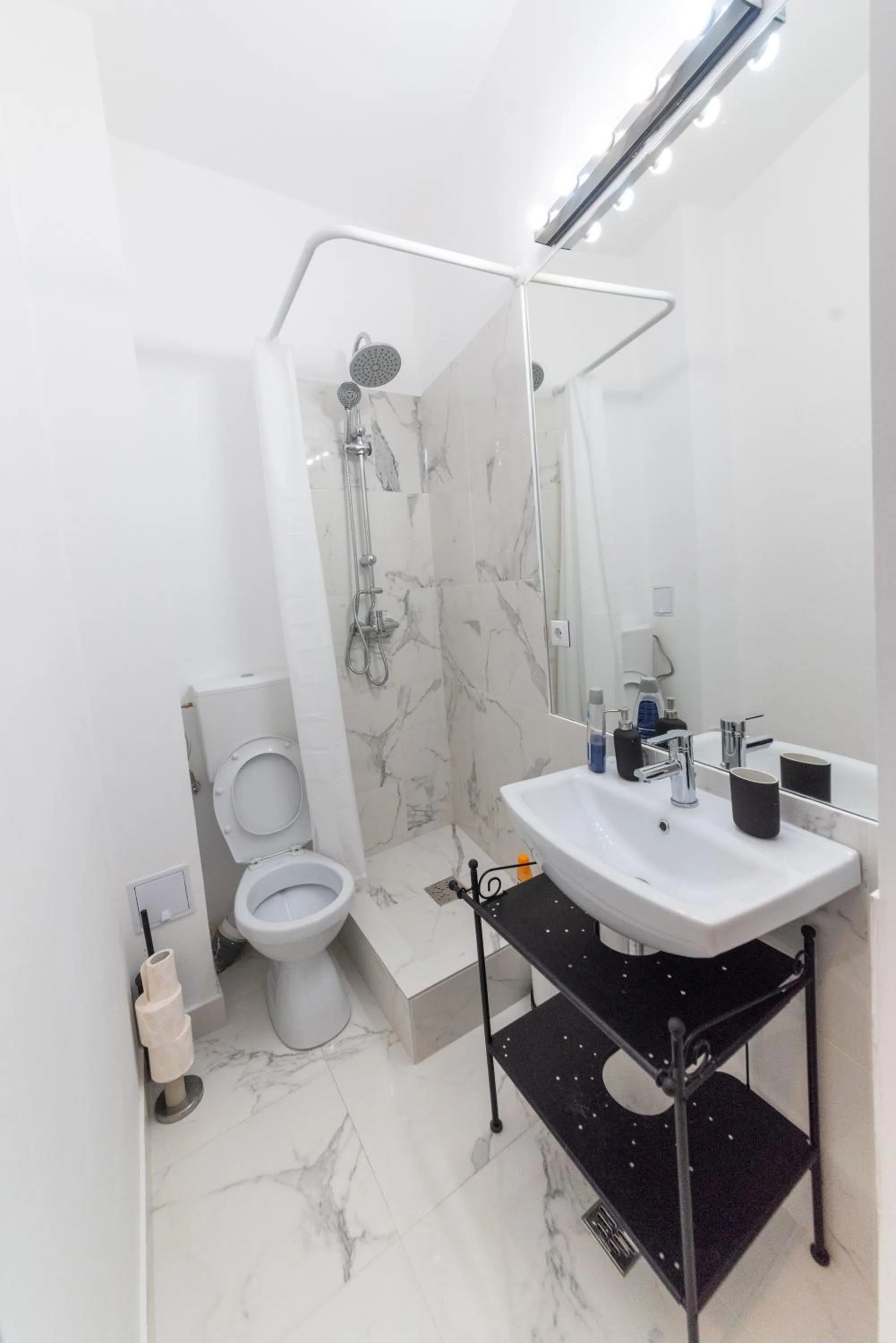 Bathroom in Heights Accommodation City Center