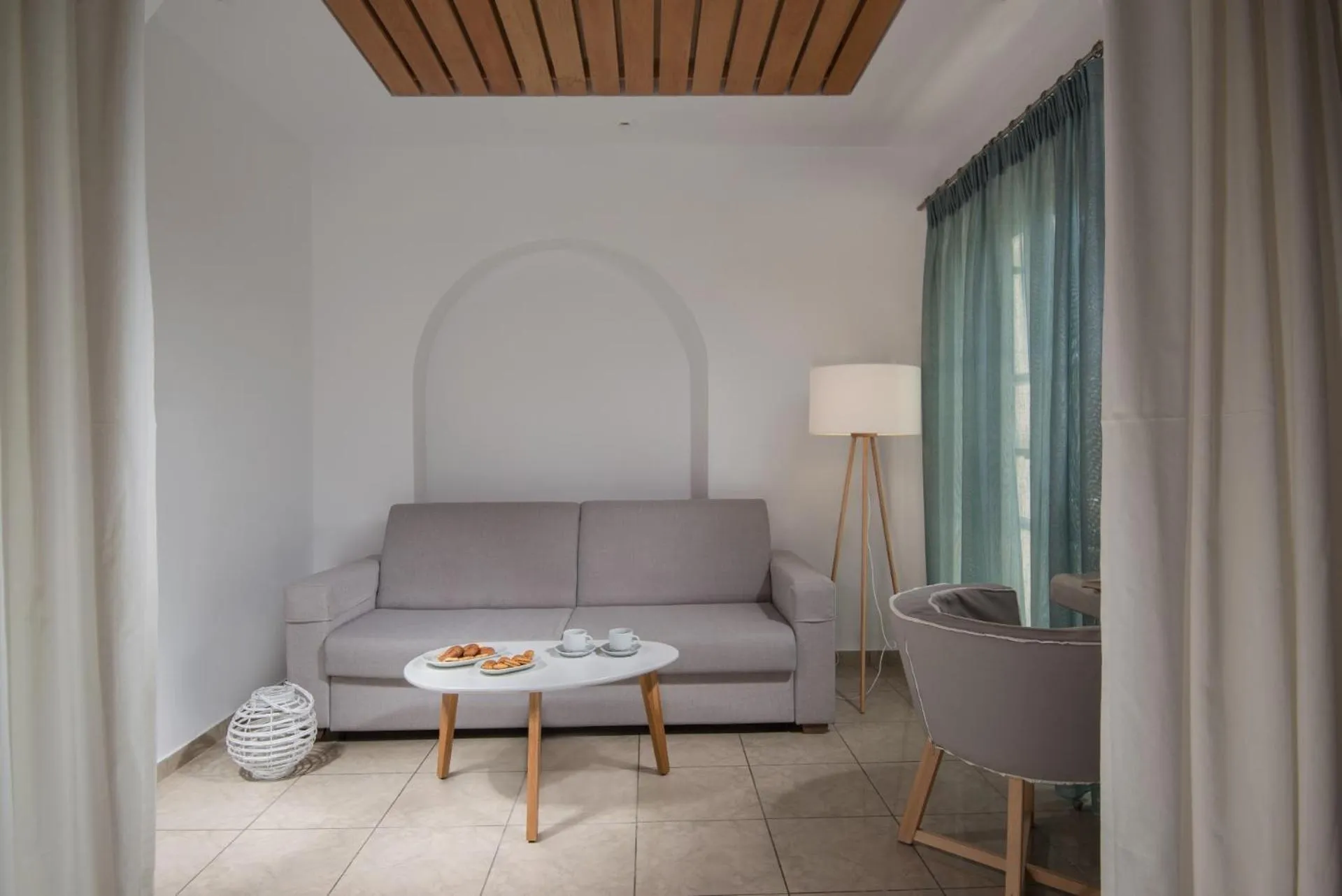 Living room in Hermes Hotel