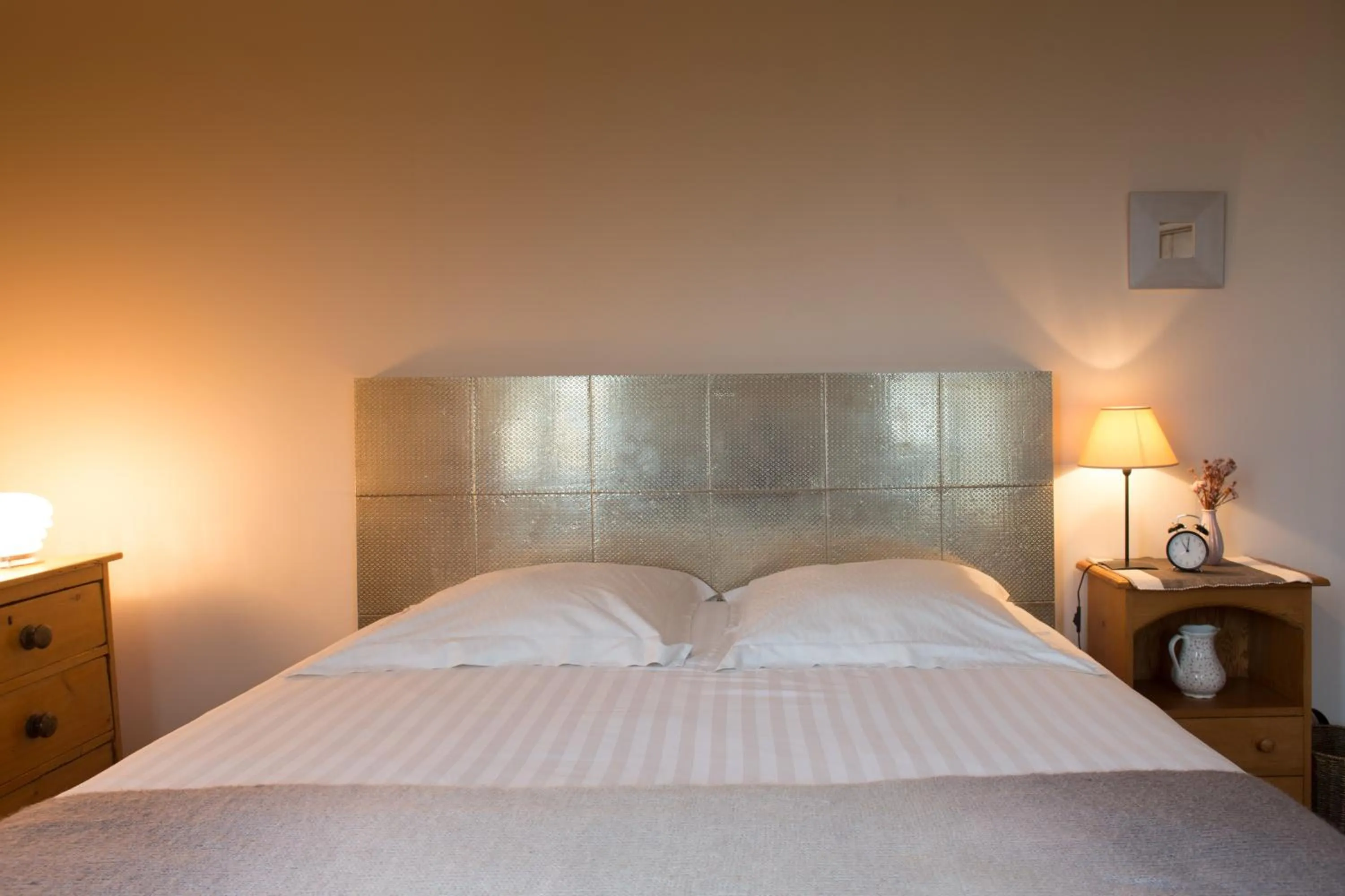 Bed in Chambres d'hôtes La Maison Hippolyte