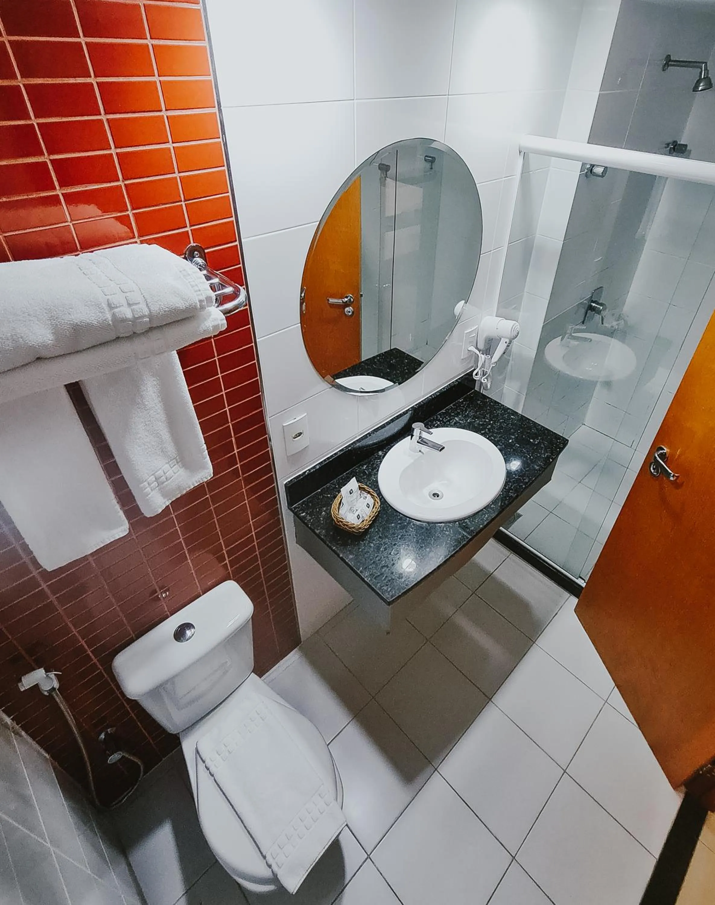 Shower in Alameda Vitória Hotel