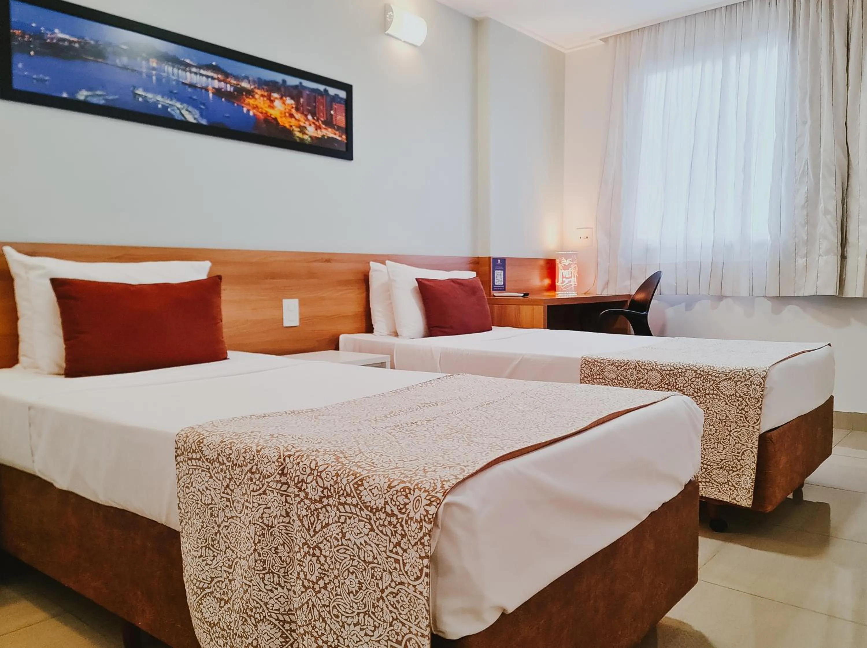 Bed in Alameda Vitória Hotel