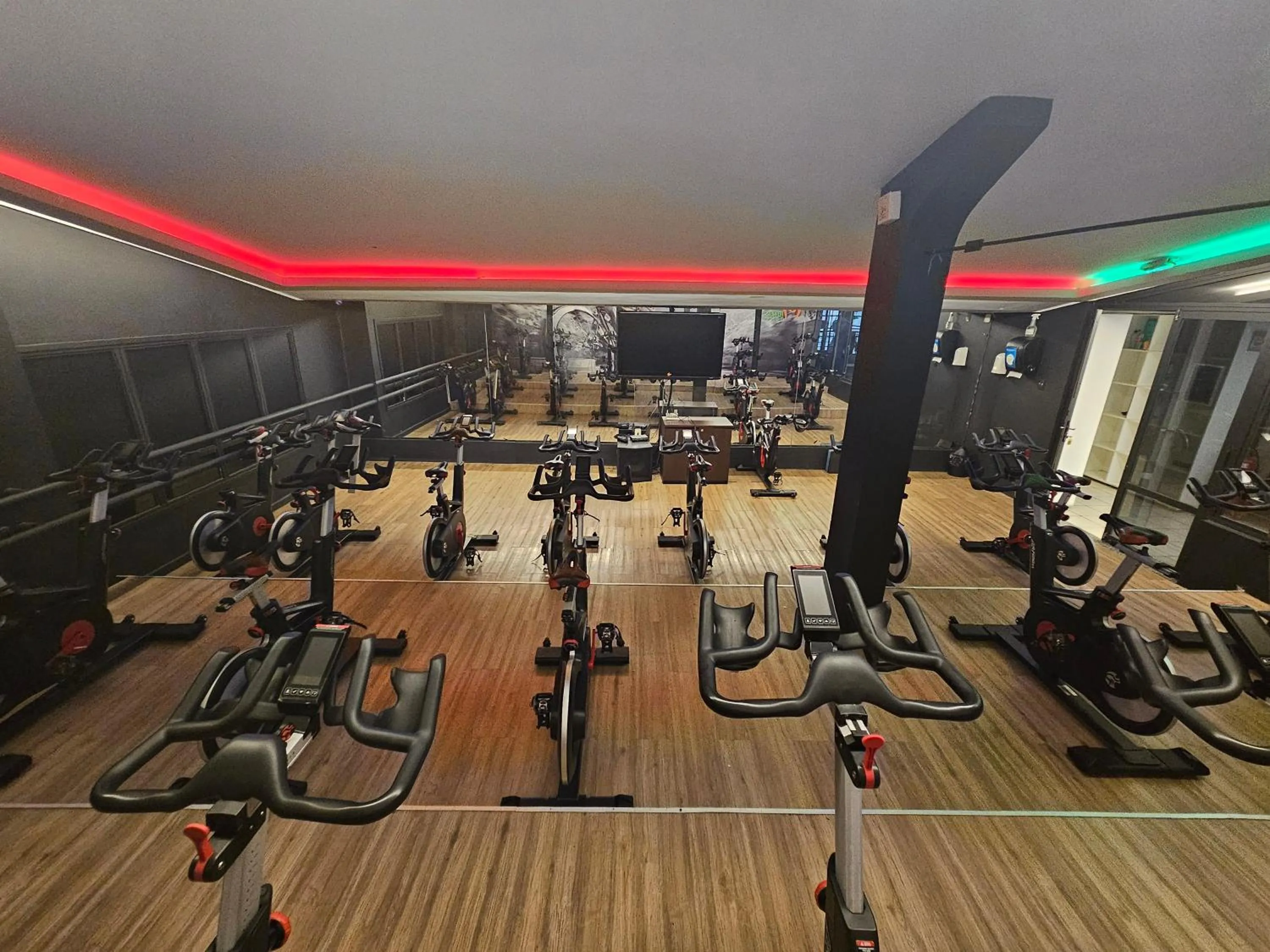 Fitness centre/facilities in Alameda Vitória Hotel