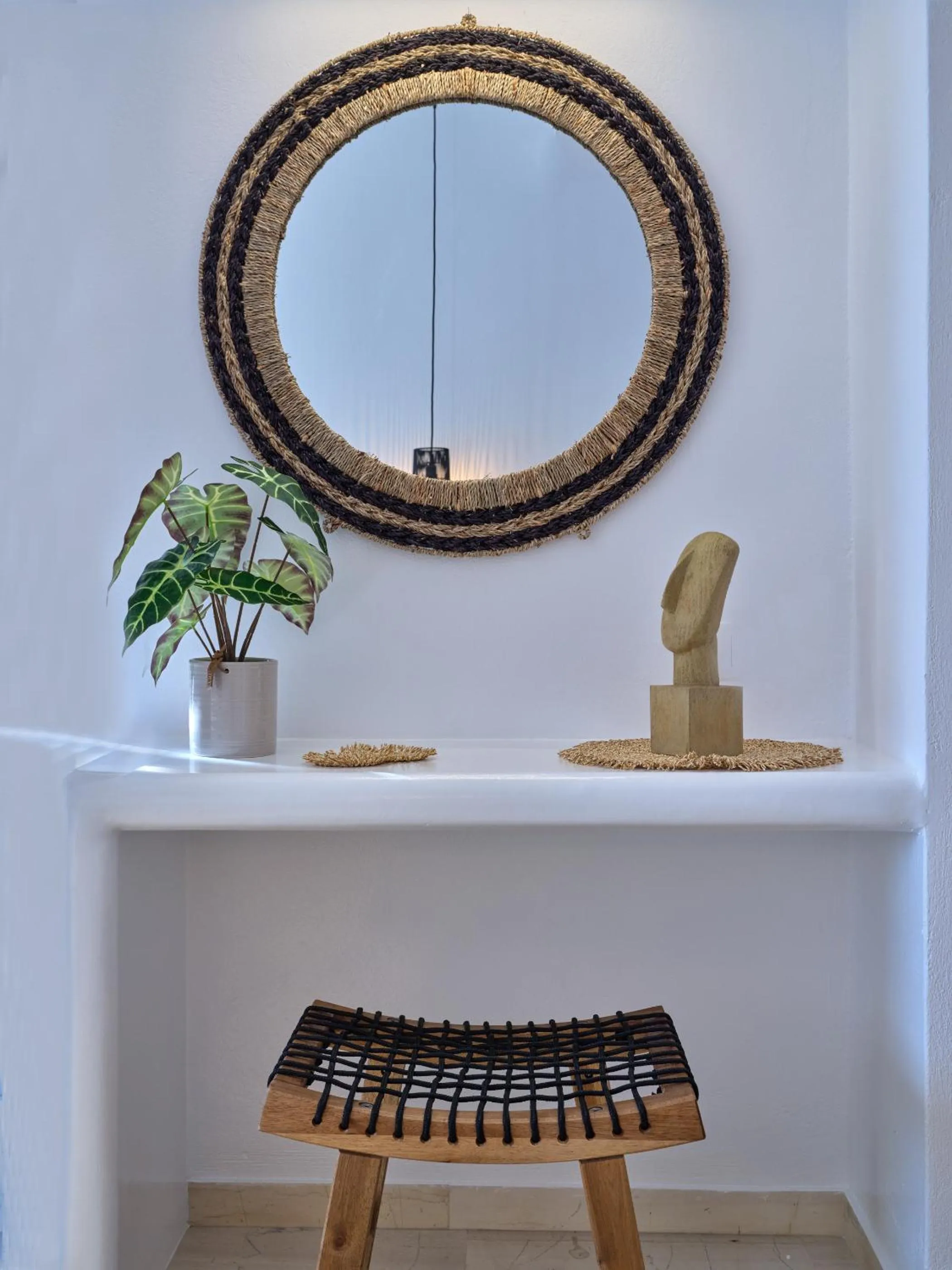 Decorative detail in Ariti Seaside Residence