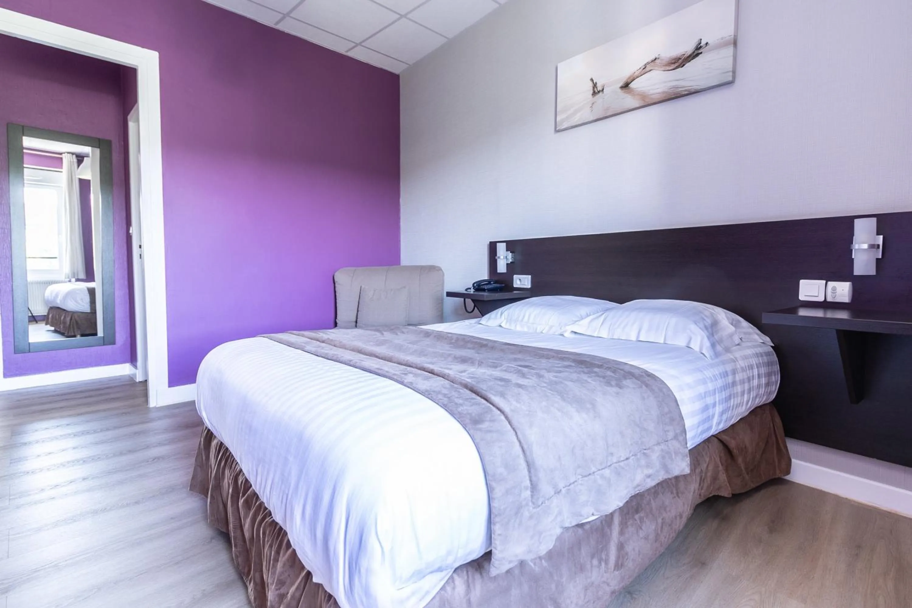 Bedroom, Bed in Hôtel De La Plage