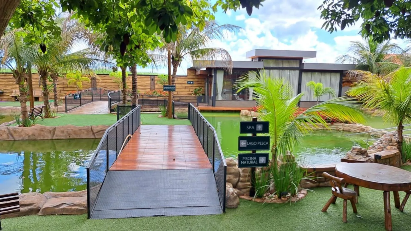 Day in Carpe Diem Eco Resort Olímpia