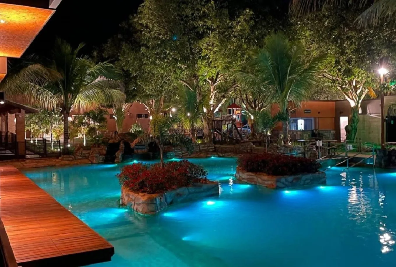 Swimming pool in Carpe Diem Eco Resort Olímpia