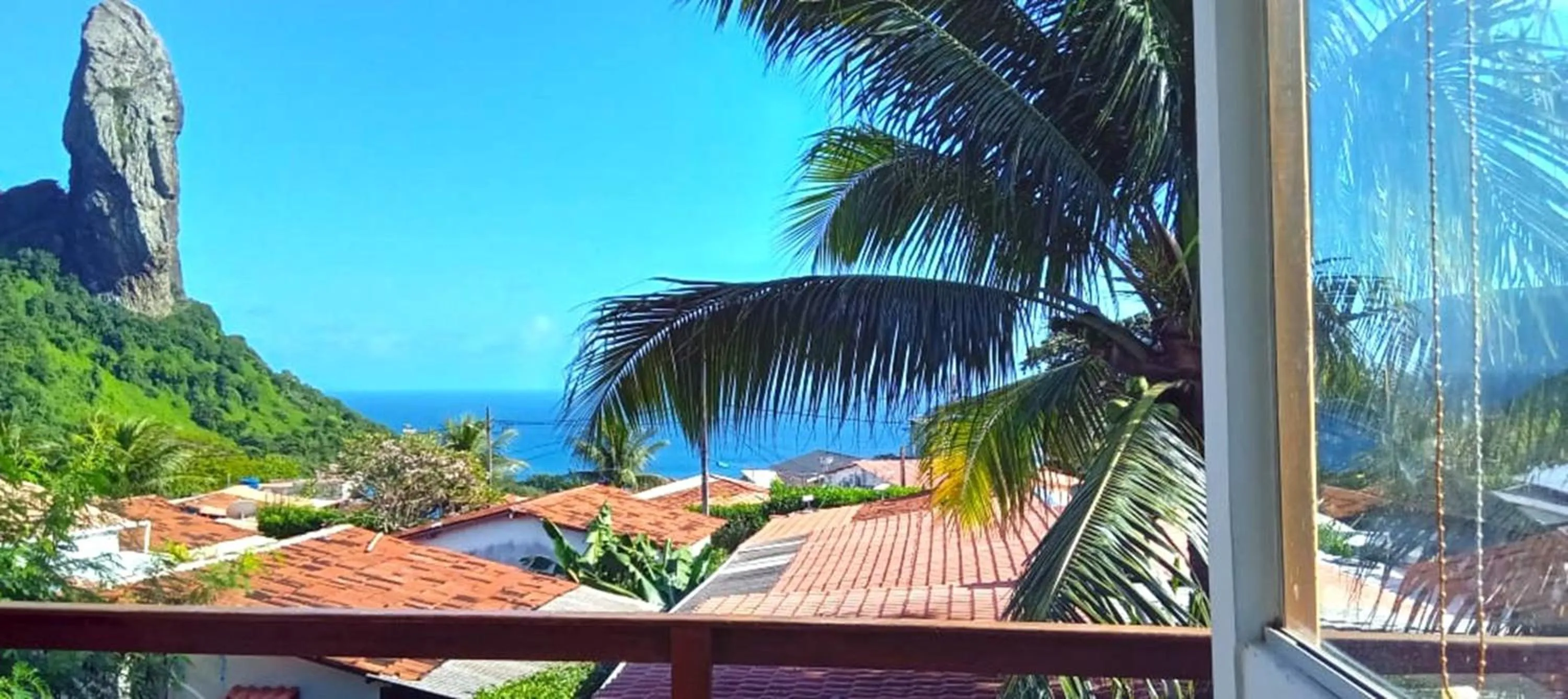 Dining area in Pousada Aratu