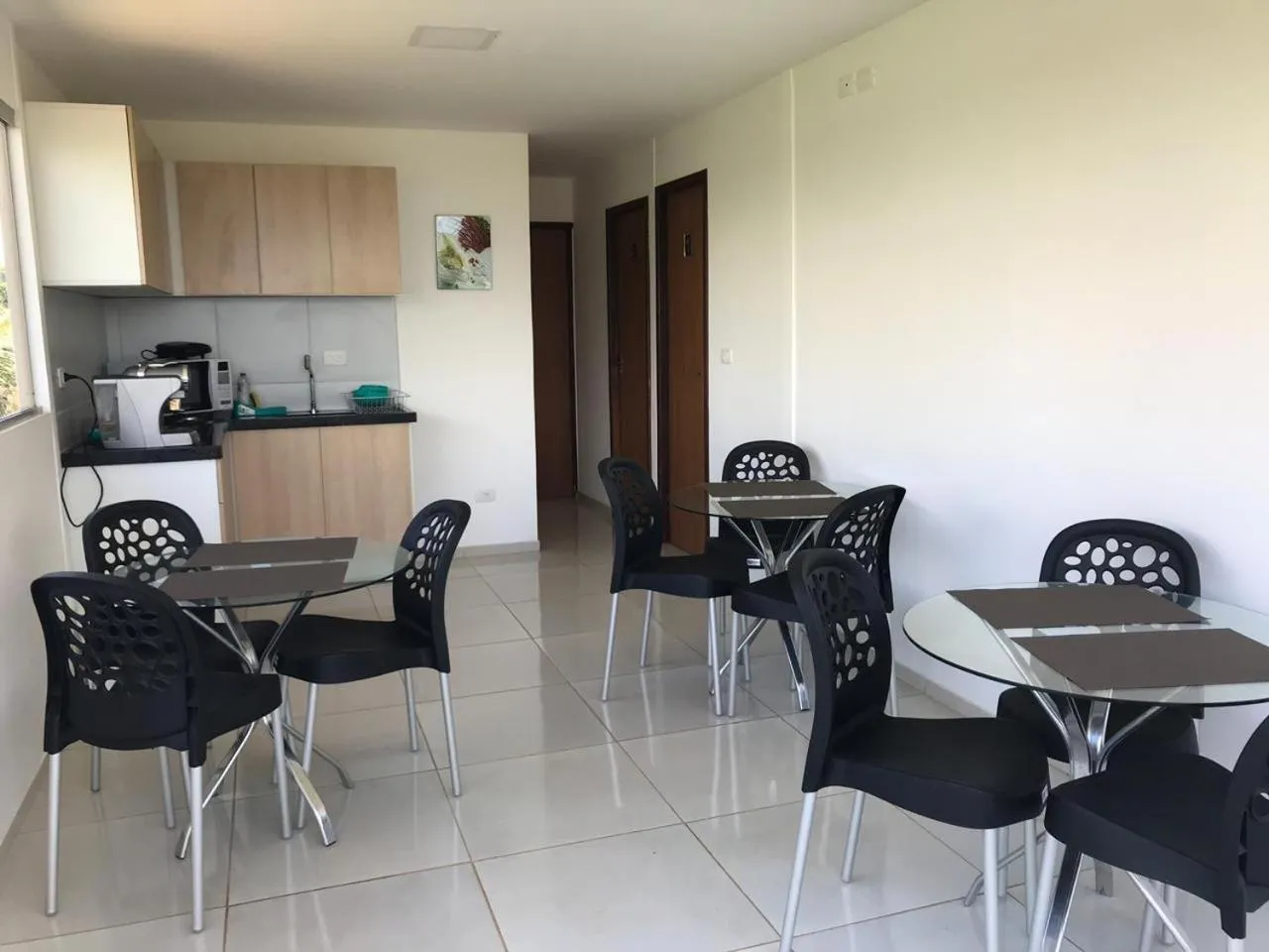 Communal kitchen in Pousada Aratu