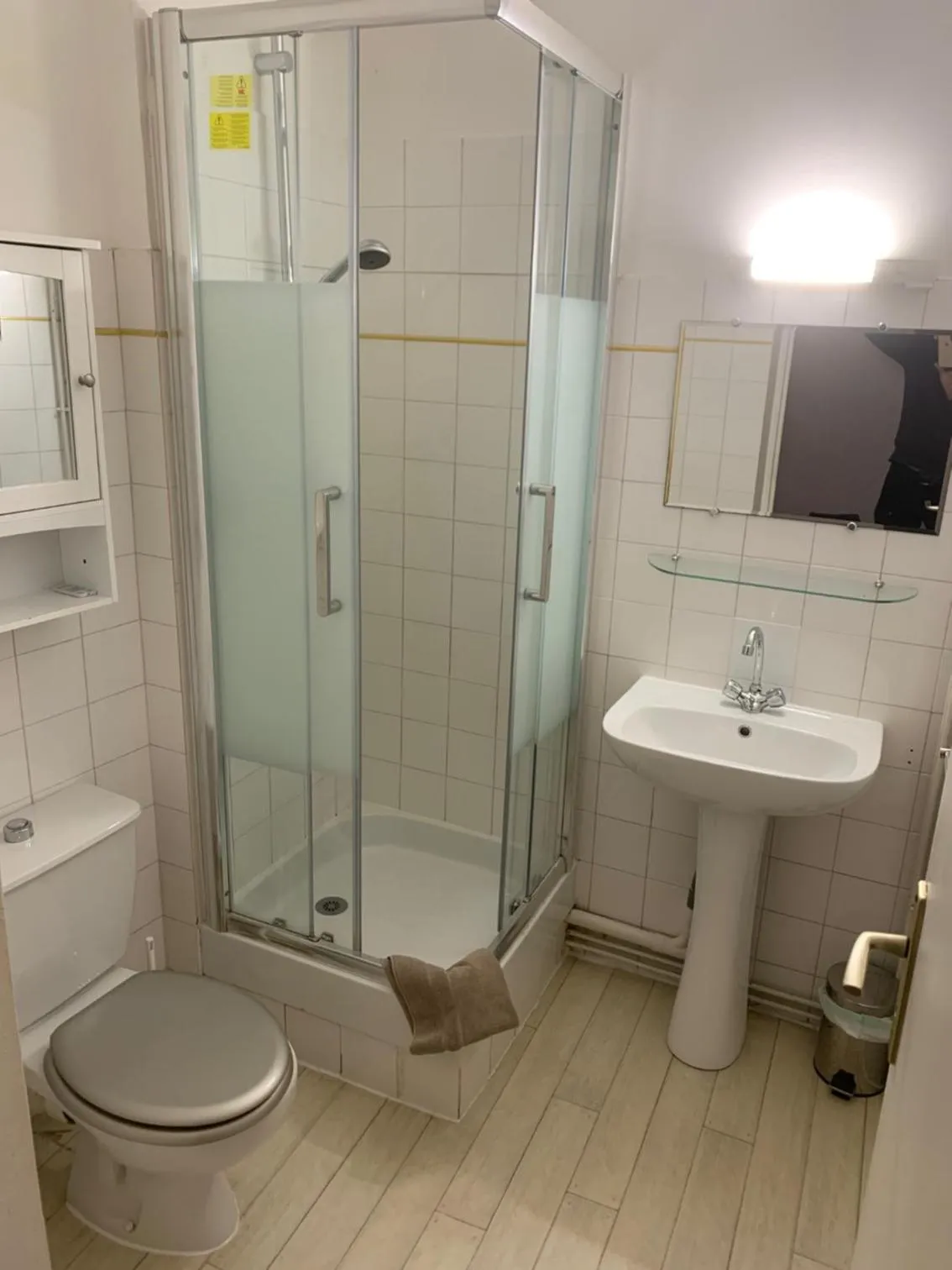 Shower in Résidence Meublée Services