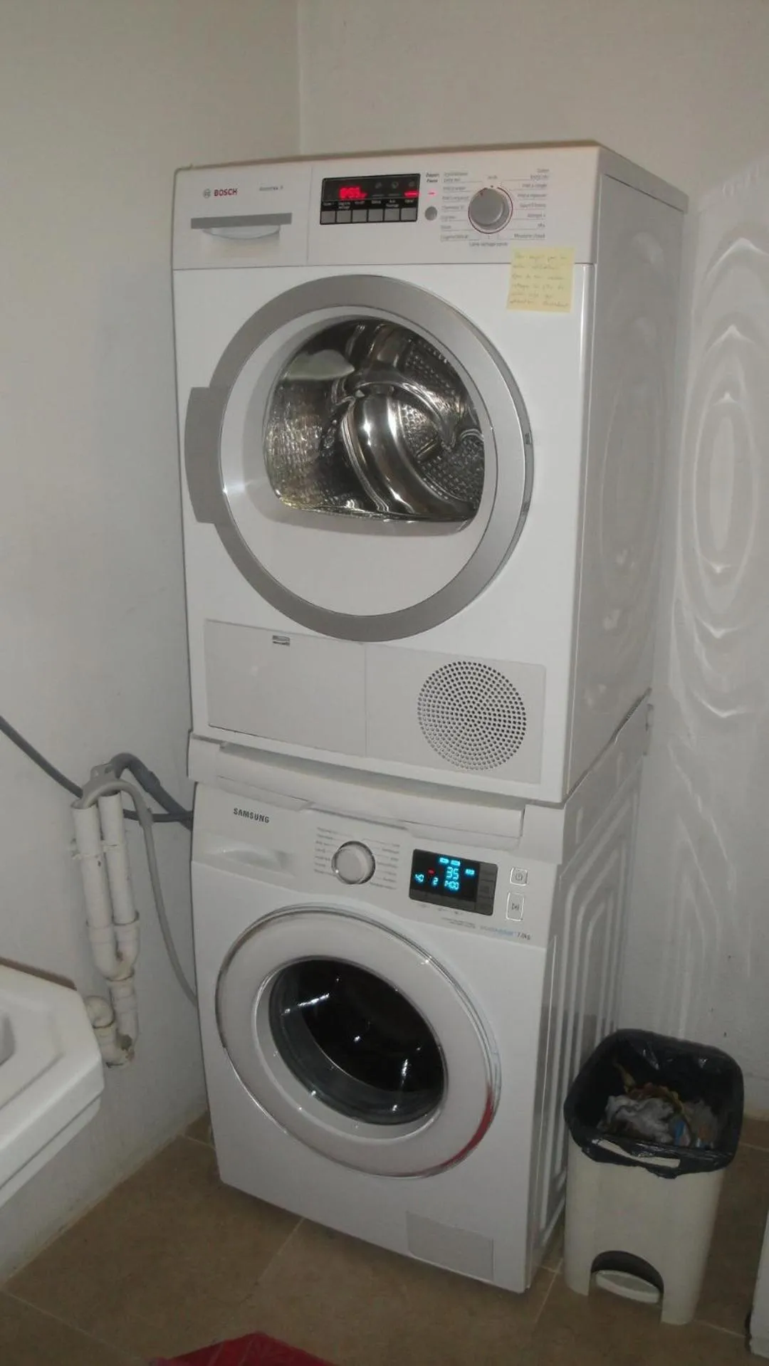 washing machine in Résidence Meublée Services