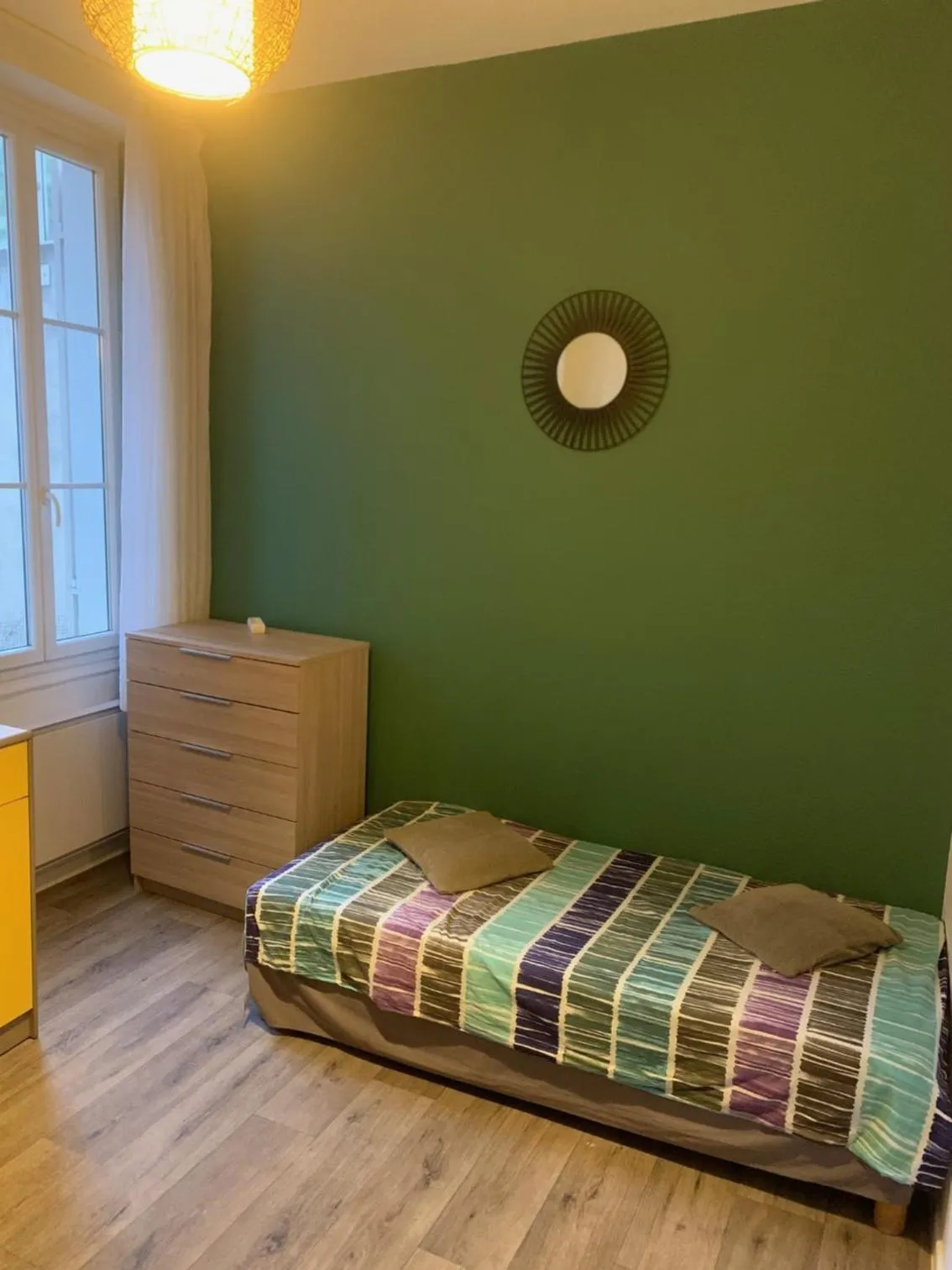 Bed in Résidence Meublée Services