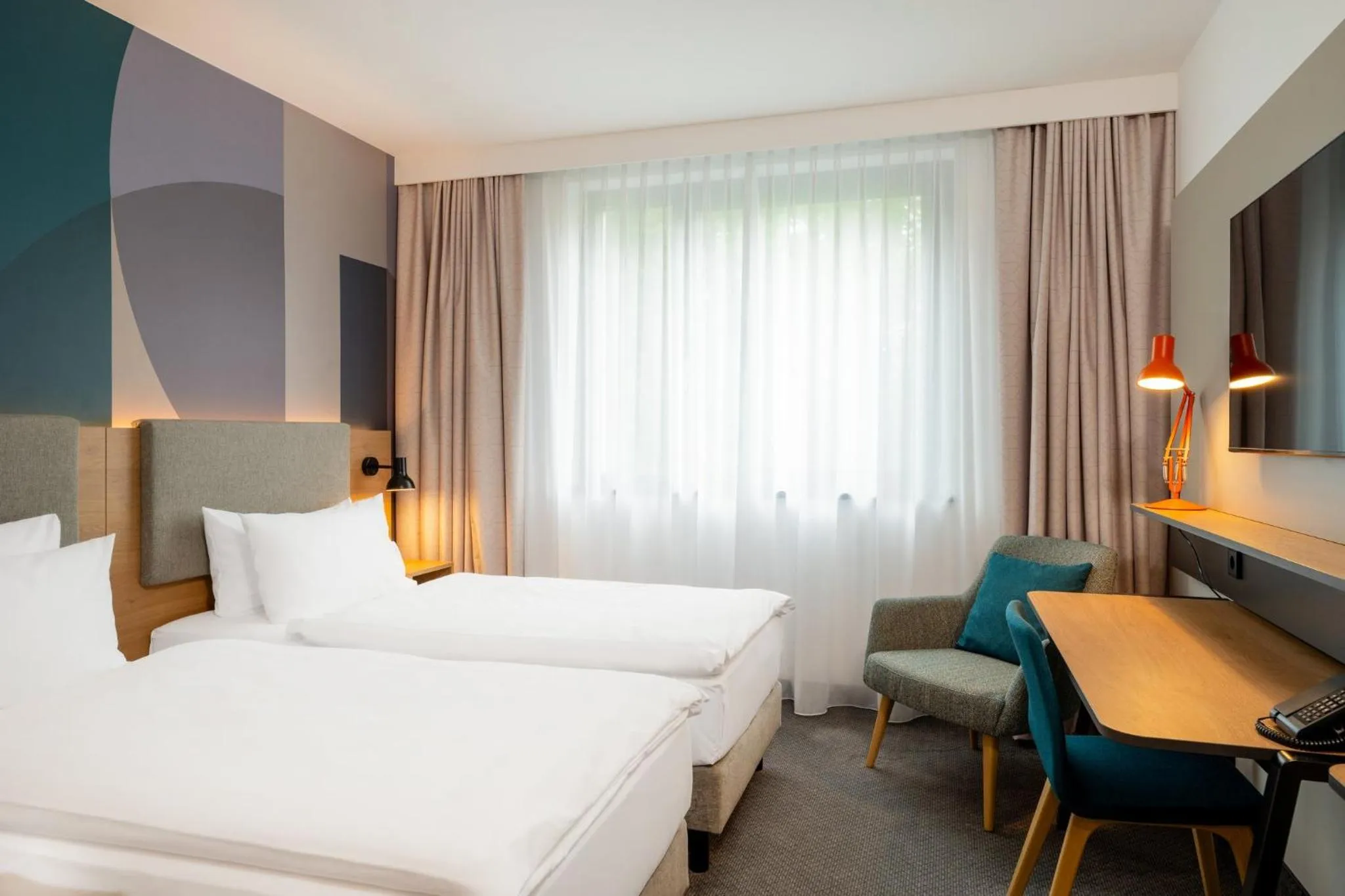 Photo of the whole room, Bed in Holiday Inn Munich - Westpark by IHG