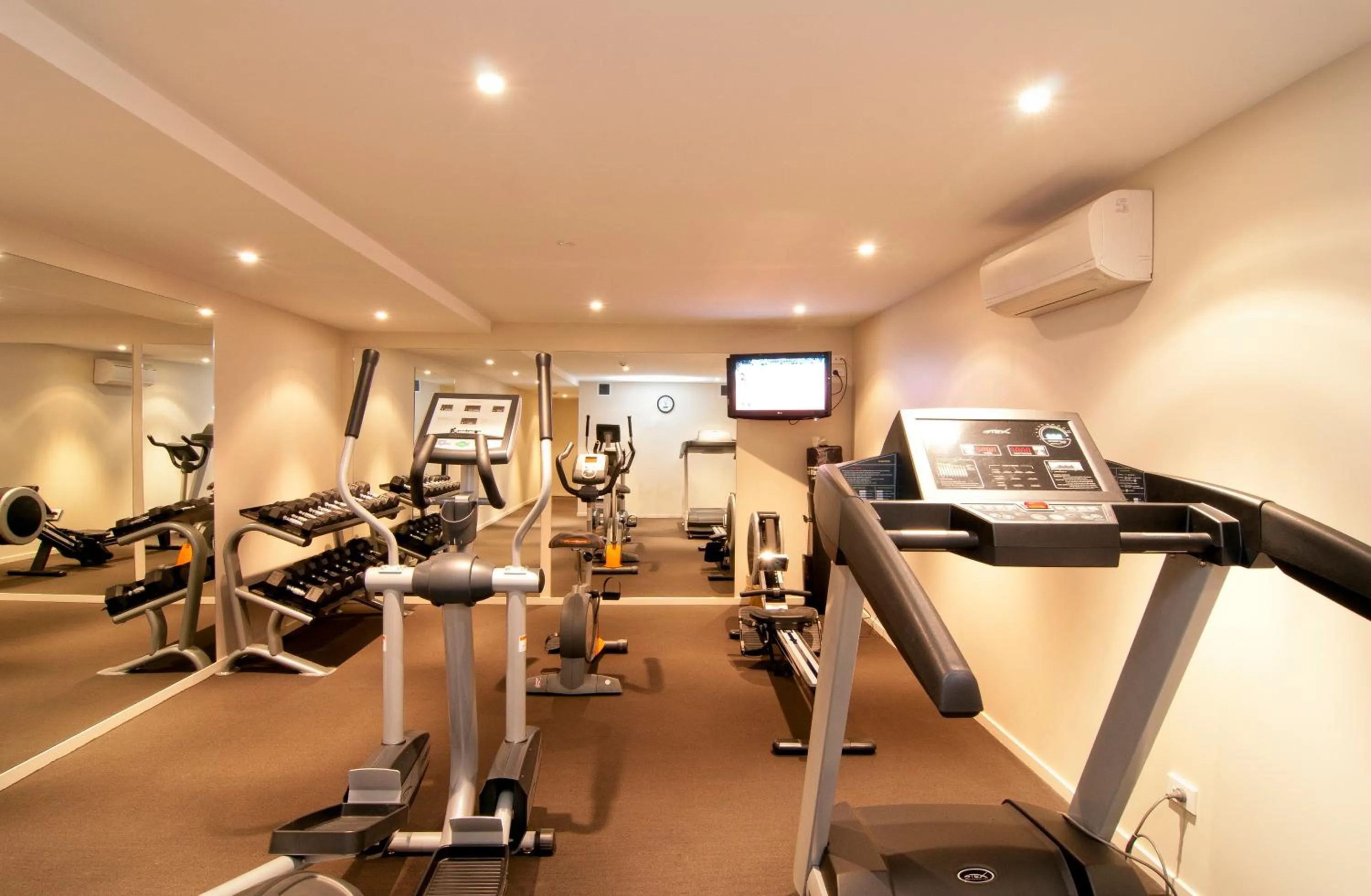Fitness centre/facilities in Copthorne Hotel & Apartments Queenstown Lakeview