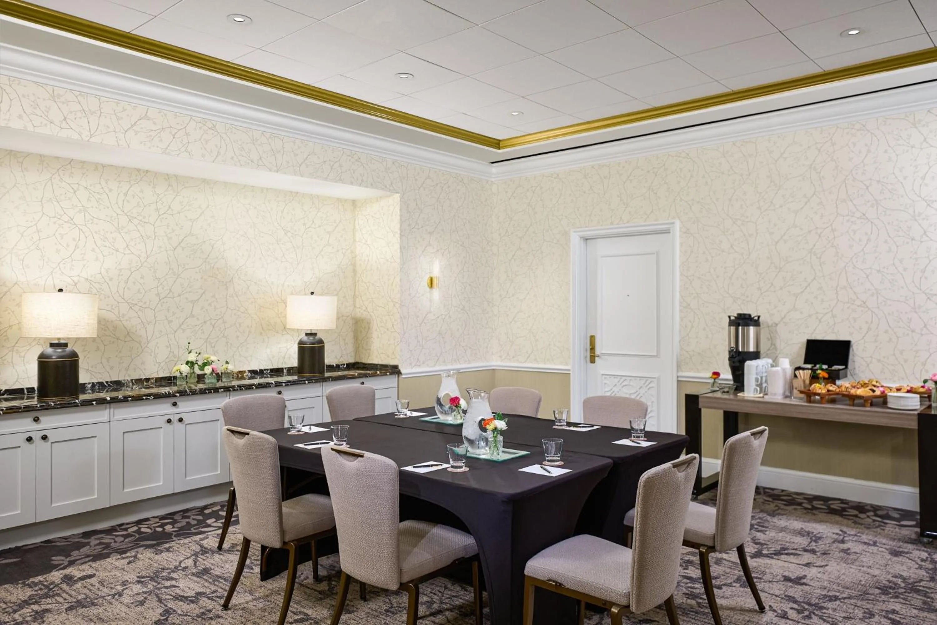 Meeting/conference room in The Alexandrian Old Town Alexandria, Autograph Collection