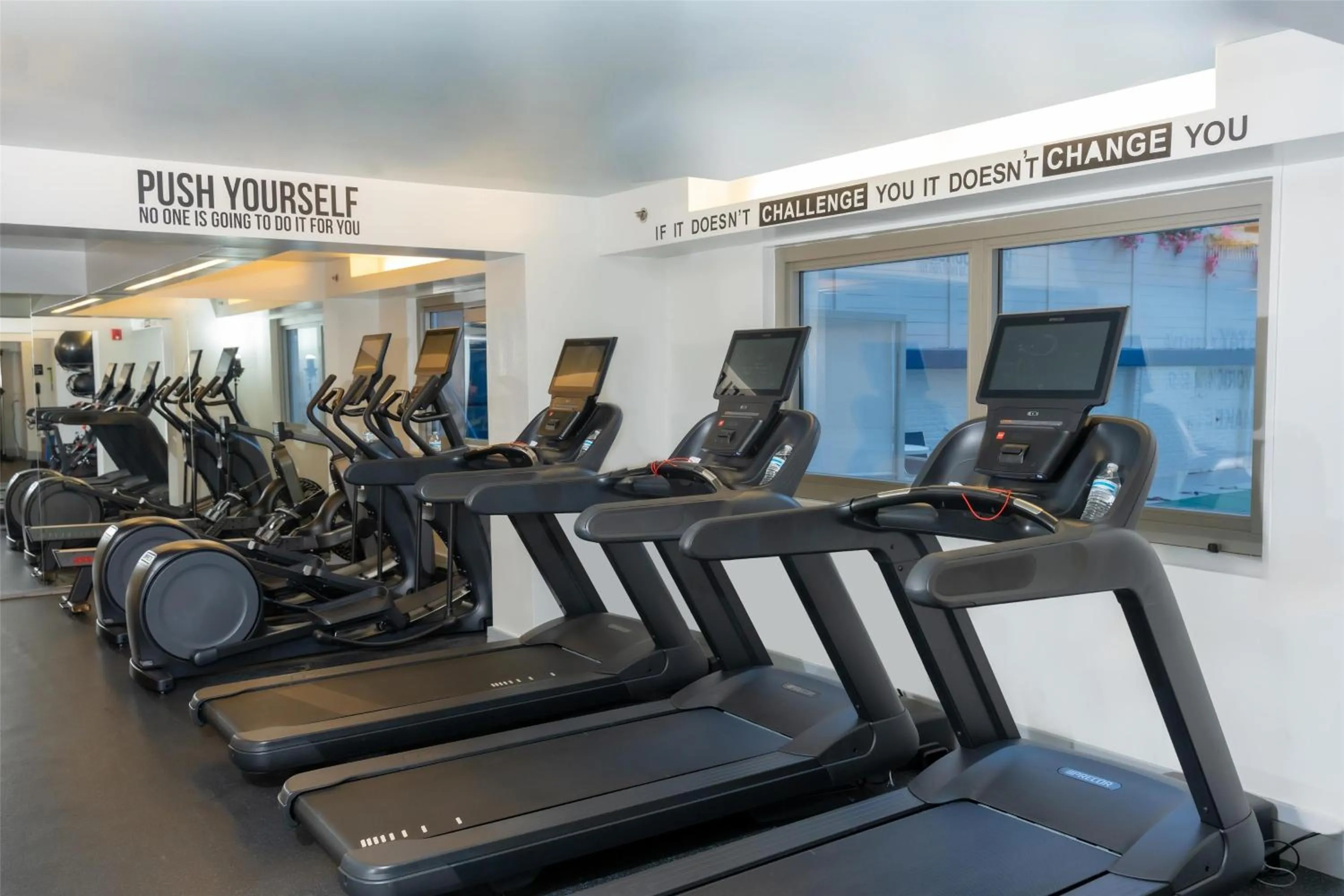 Fitness centre/facilities in The Royal Sonesta Washington DC Dupont Circle