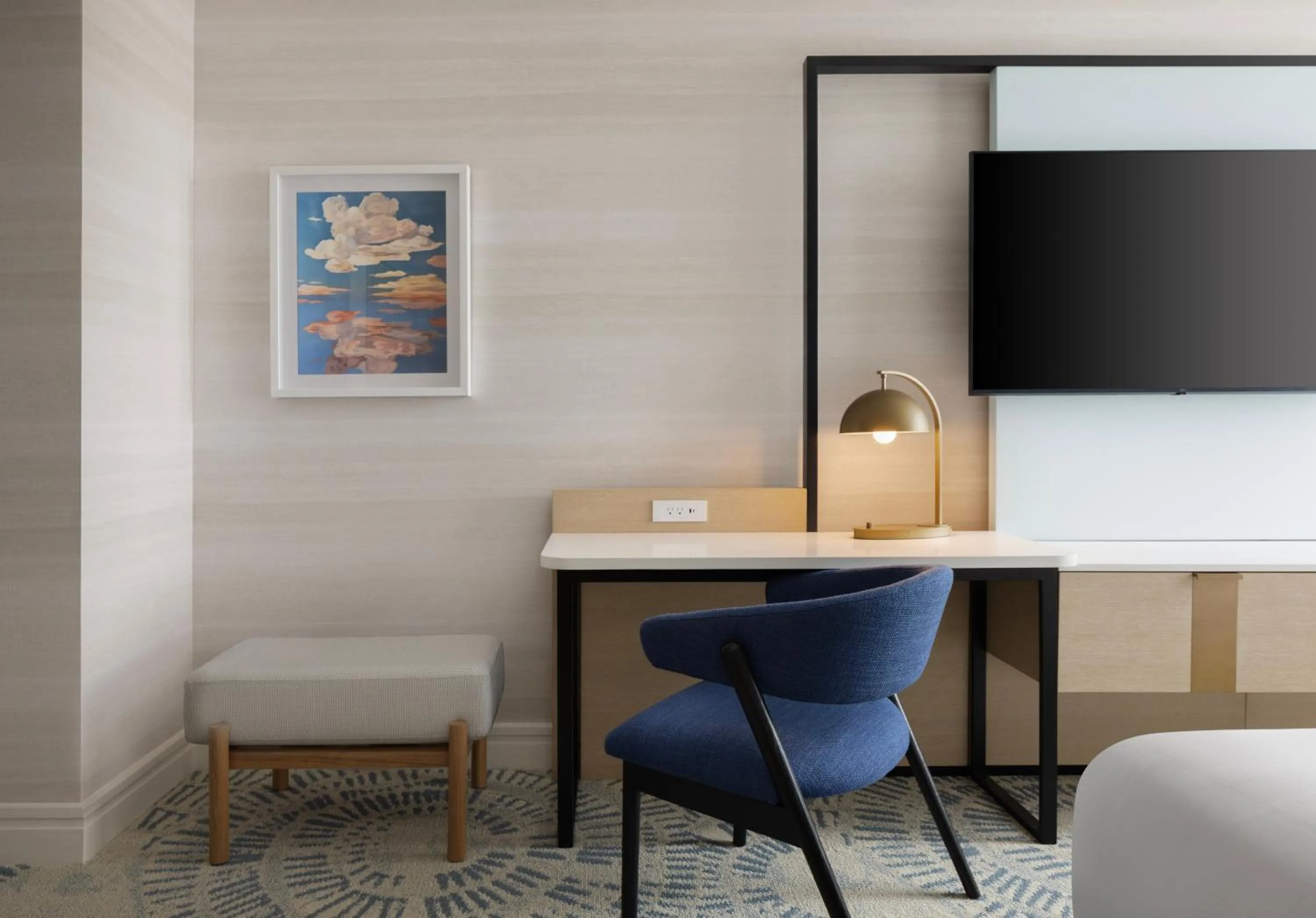 Bedroom in The Highland Dallas, Curio Collection by Hilton