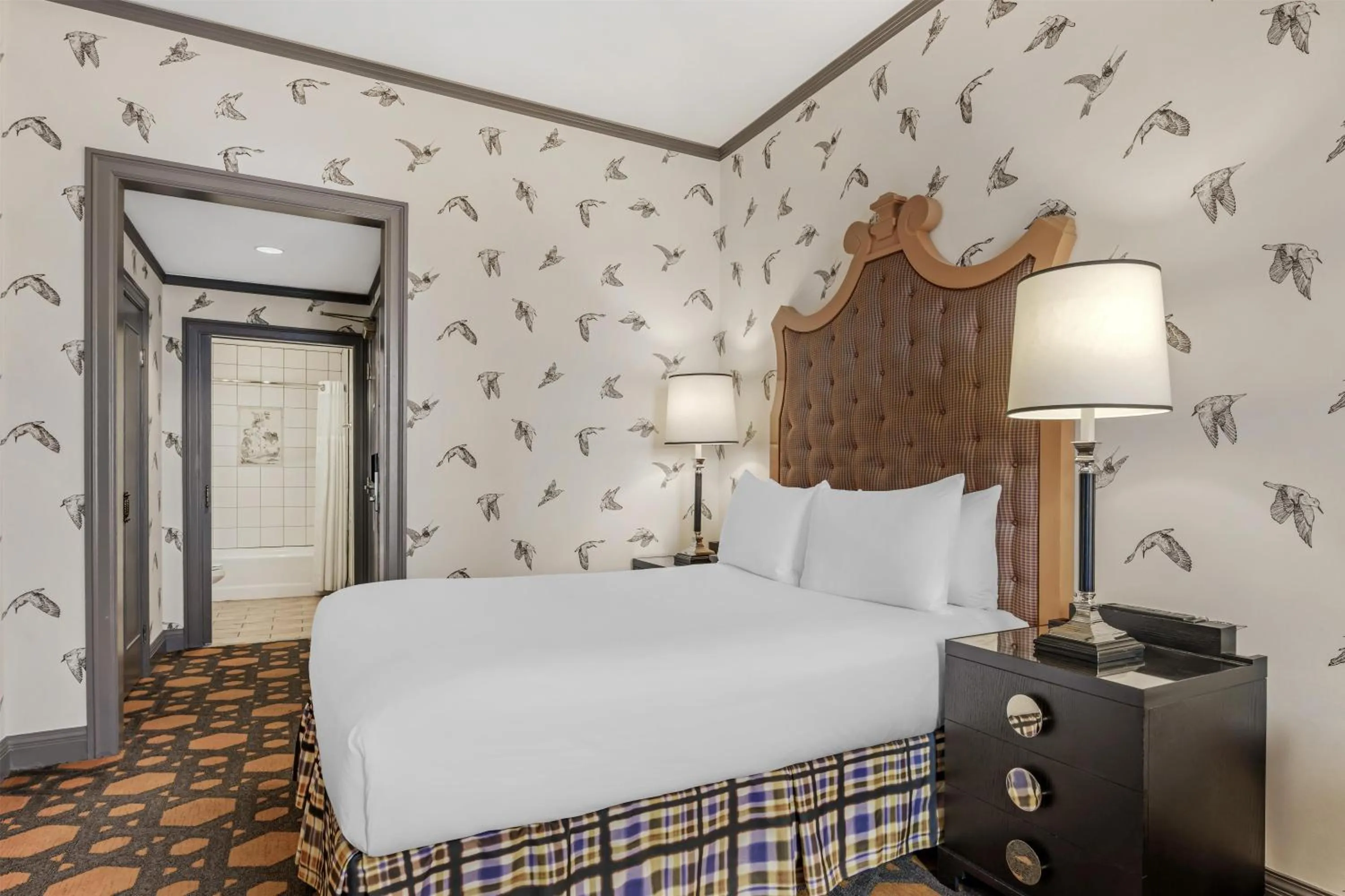 Bedroom, Bed in The Royal Sonesta Portland Downtown