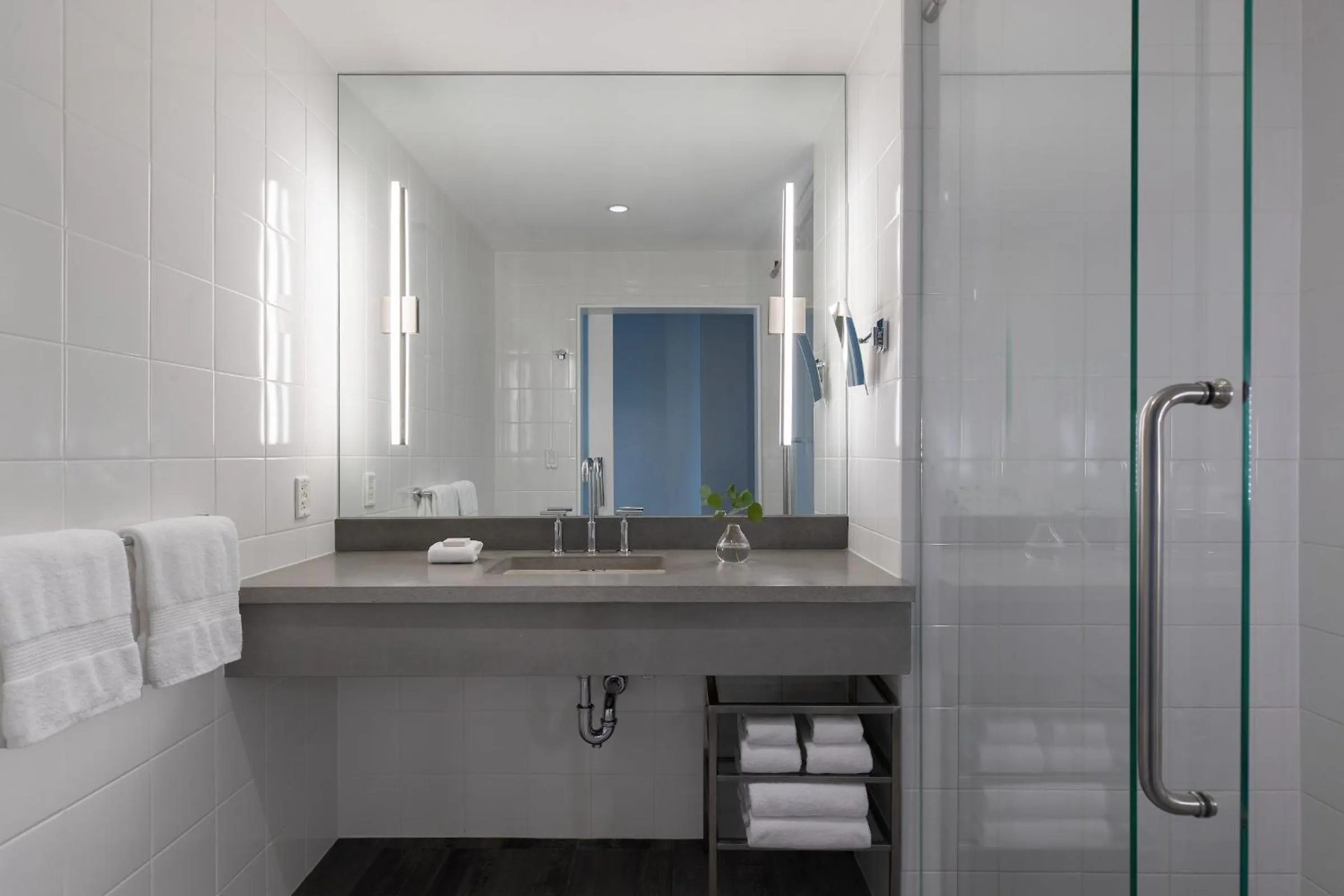 Bathroom in Archer Hotel Old Town Alexandria