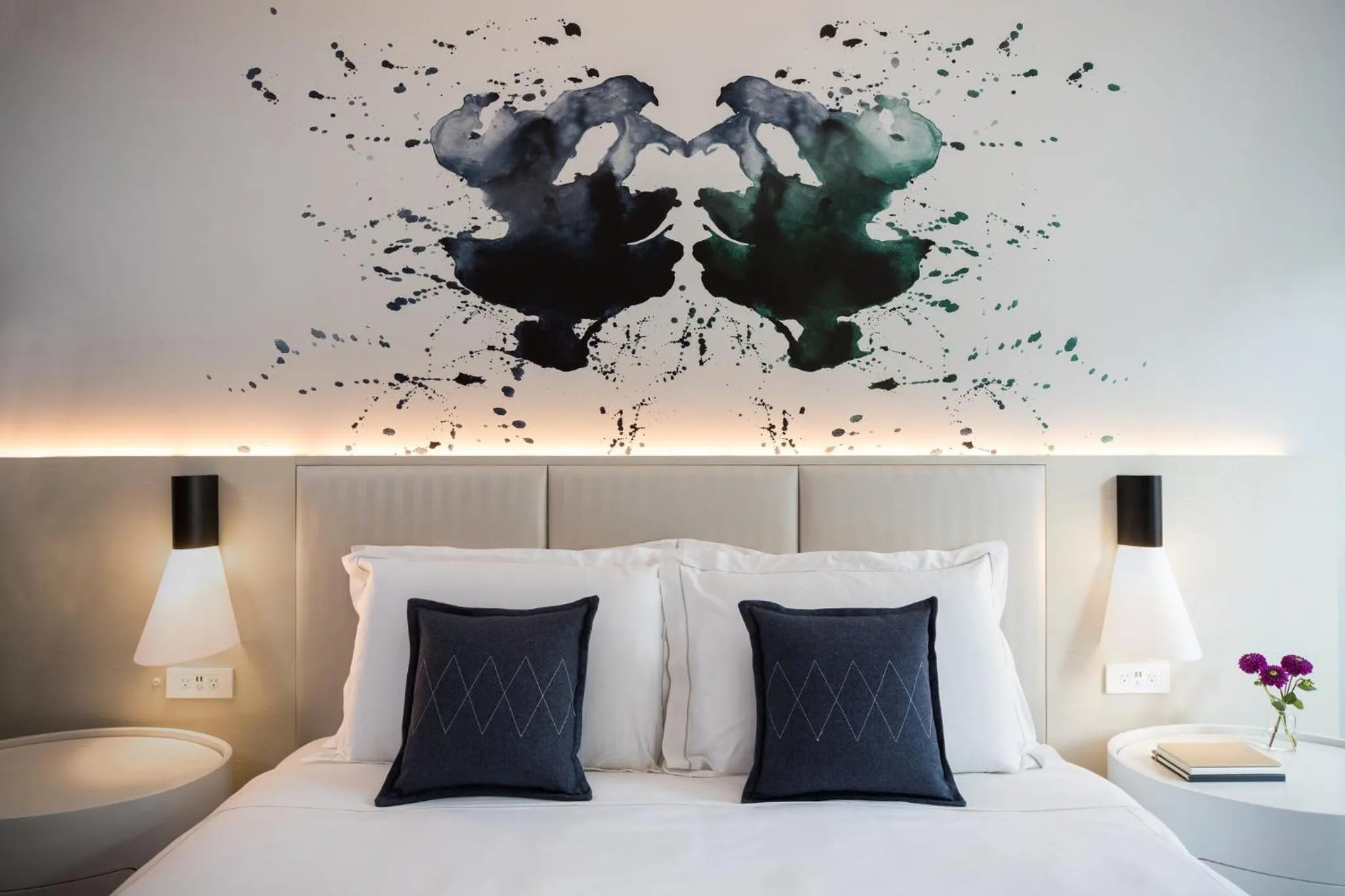 Photo of the whole room, Bed in Archer Hotel Old Town Alexandria