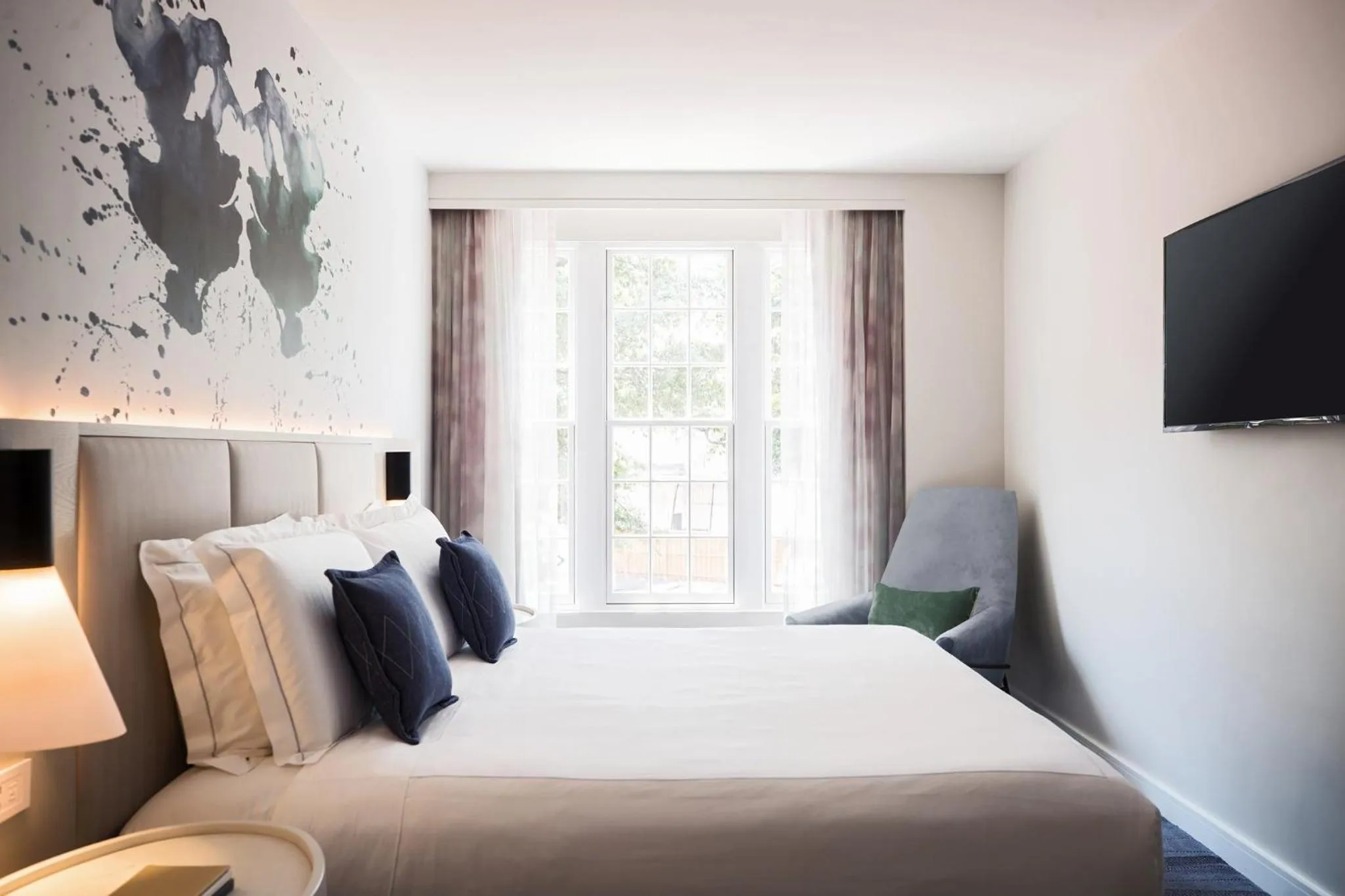 Bedroom, Bed in Archer Hotel Old Town Alexandria