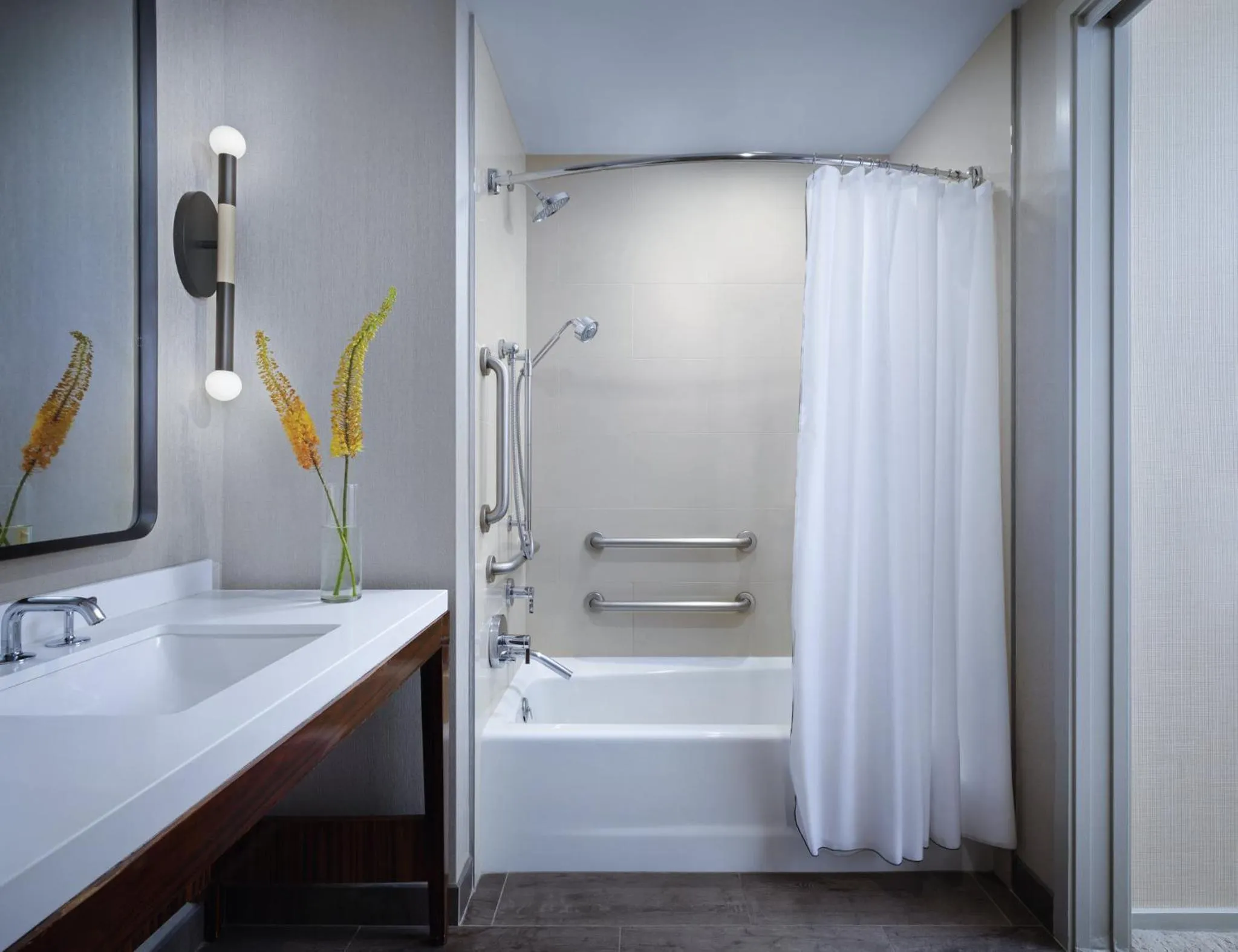 Photo of the whole room in Kimpton Hotel Palomar Phoenix Cityscape by IHG