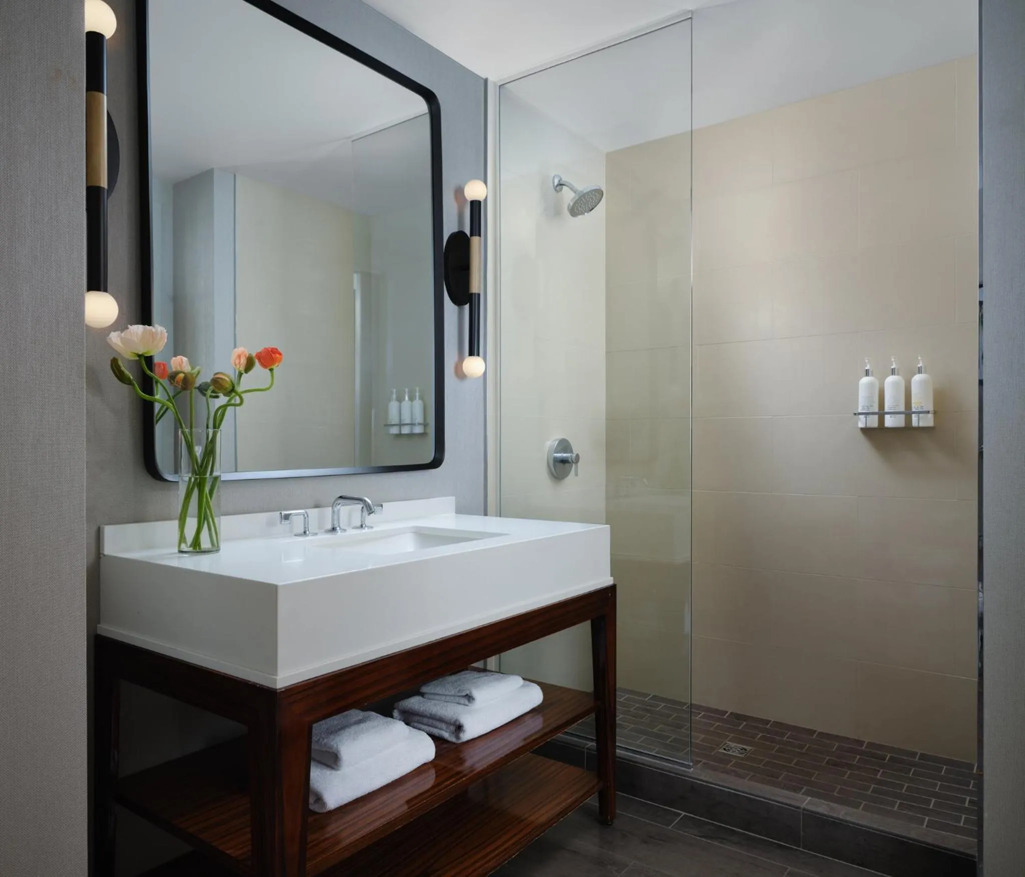 Photo of the whole room in Kimpton Hotel Palomar Phoenix Cityscape by IHG