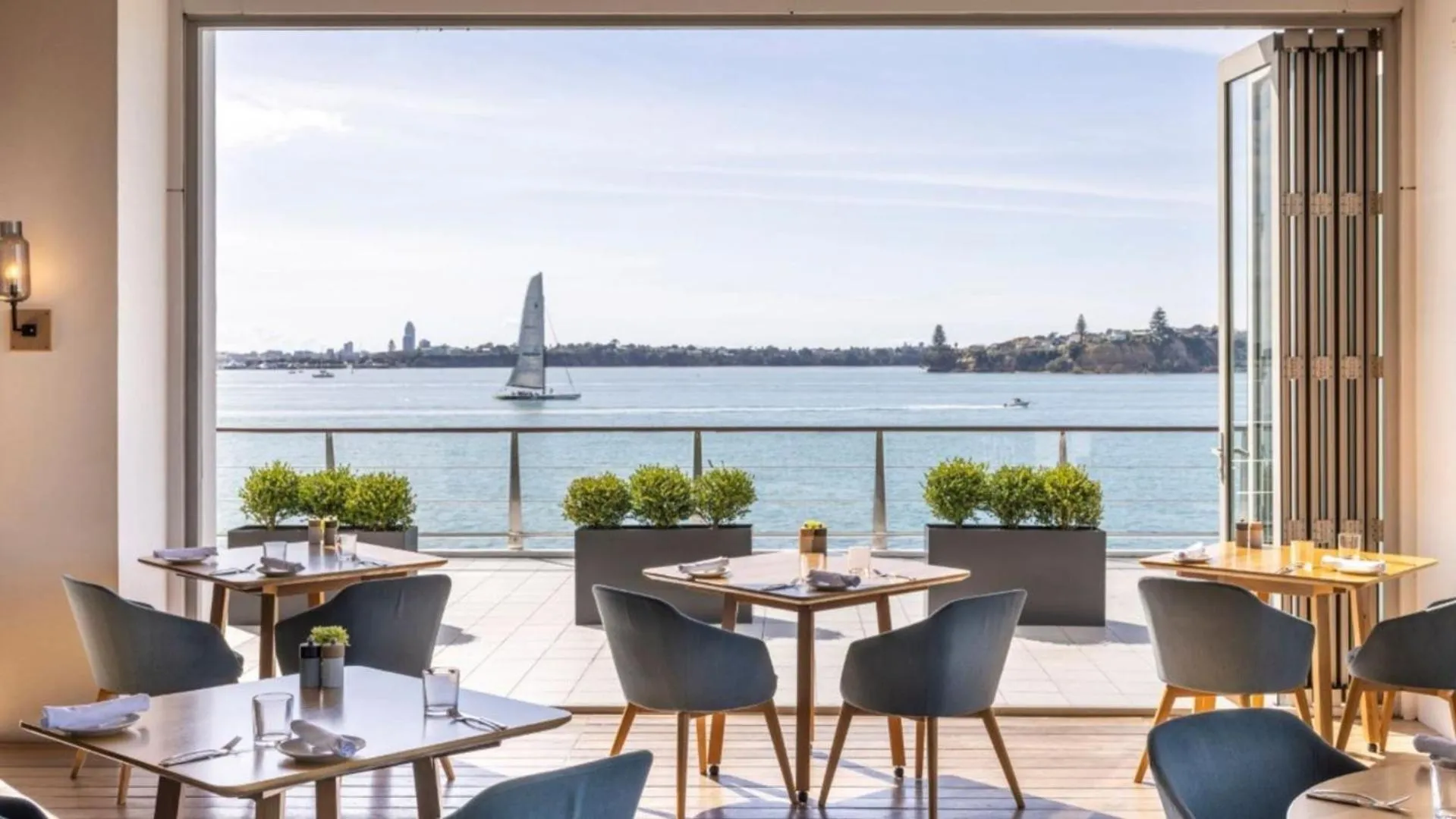 Restaurant/places to eat in Hilton Auckland