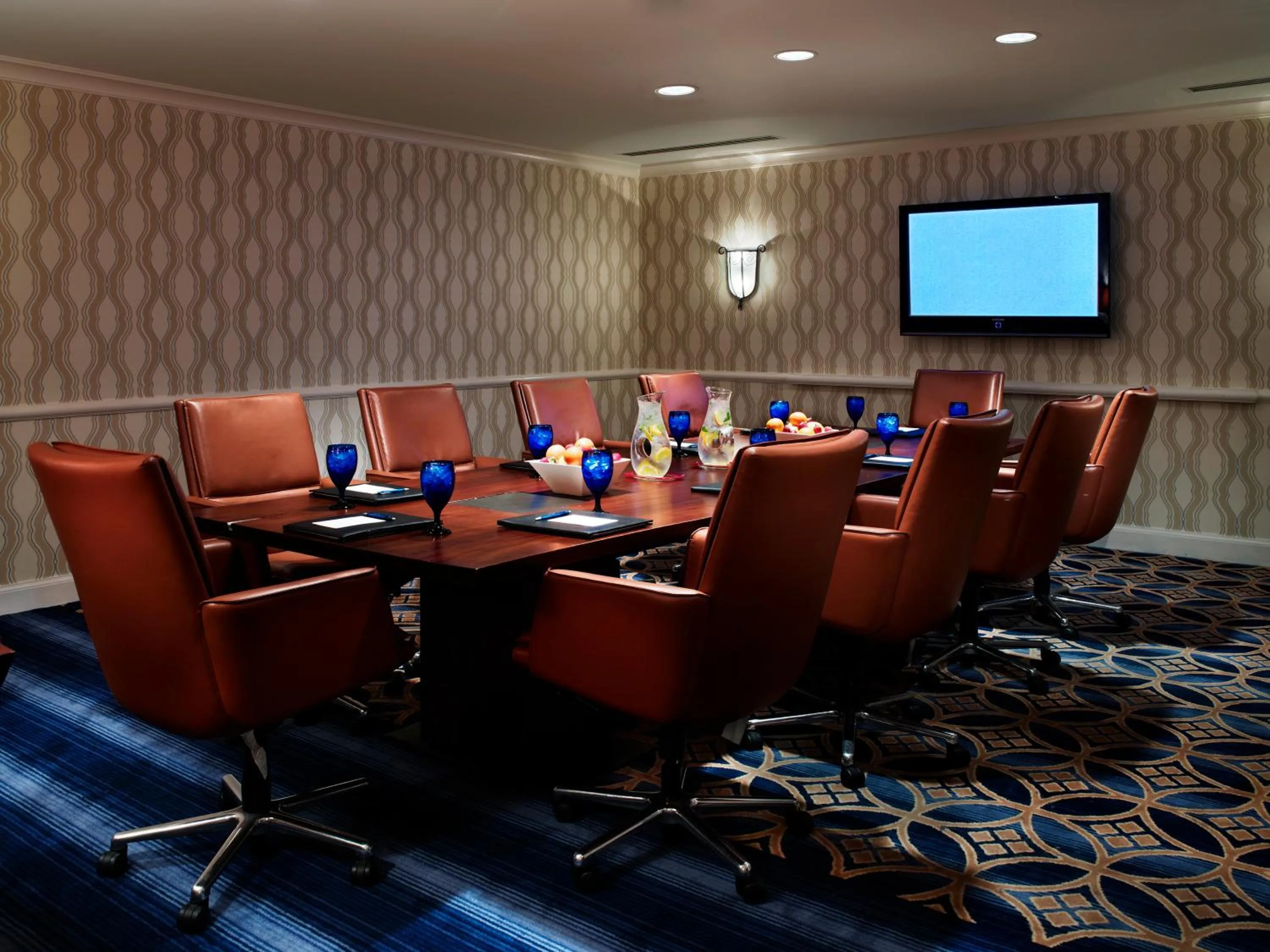 Meeting/conference room in Kimpton Hotel Monaco Seattle by IHG