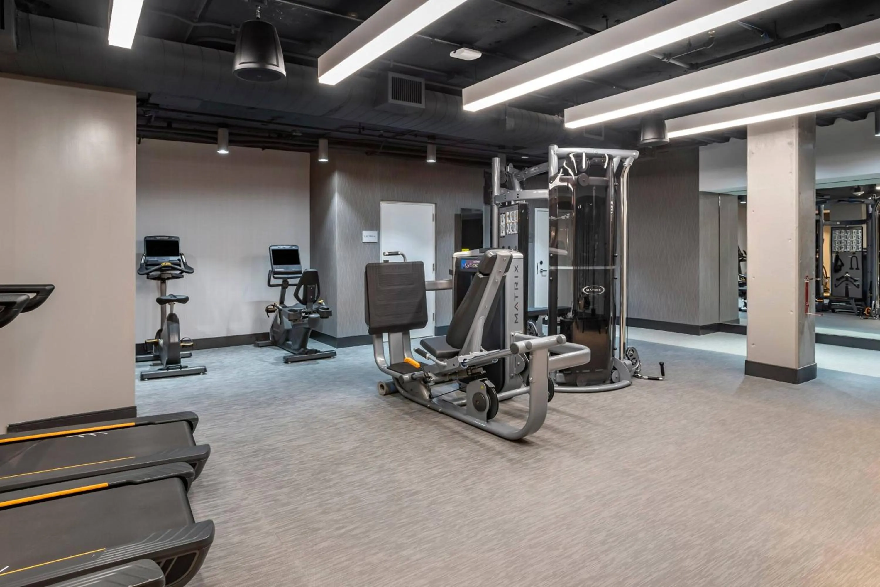 Fitness centre/facilities in Courtyard by Marriott Washington, DC Dupont Circle