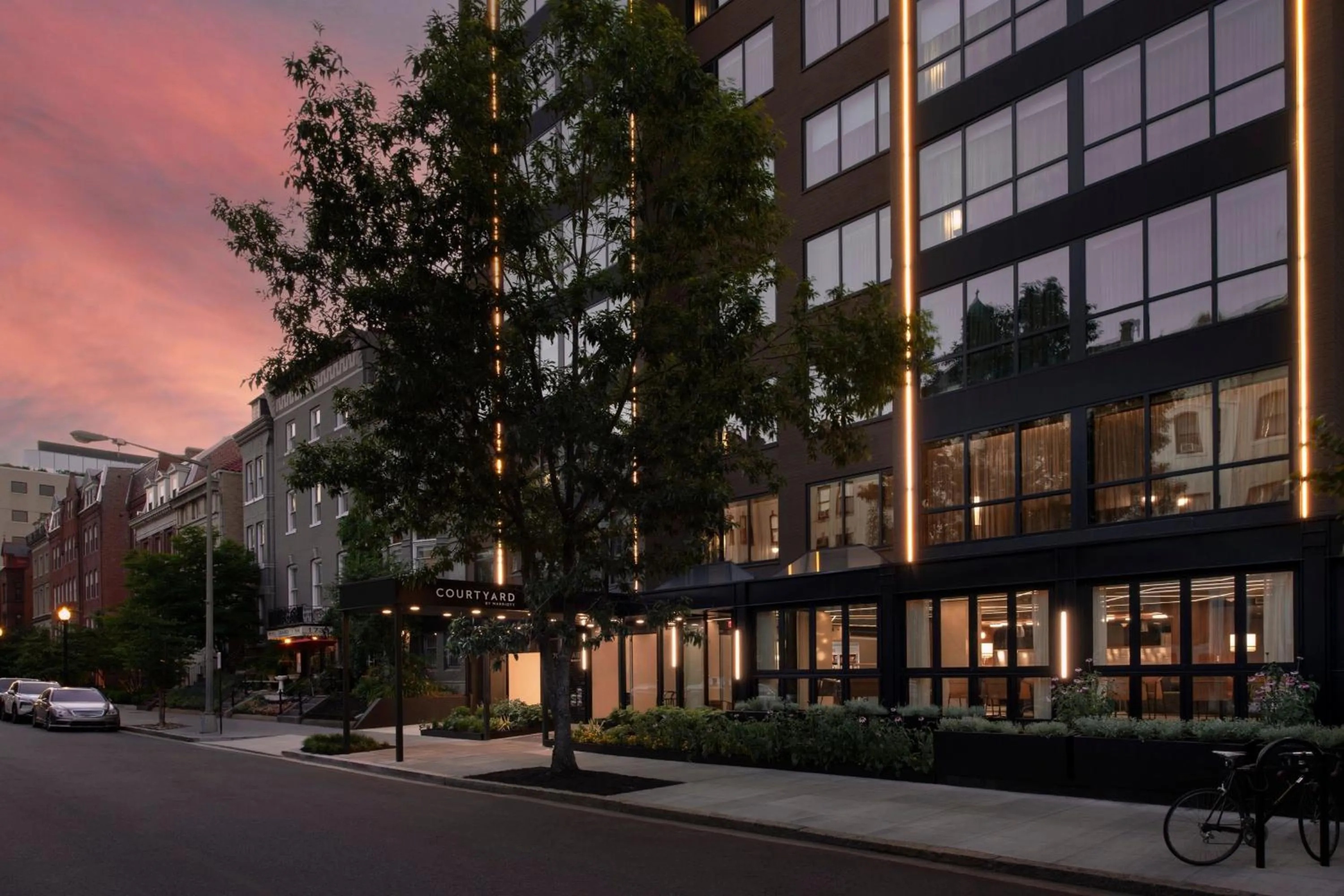Property building in Courtyard by Marriott Washington, DC Dupont Circle