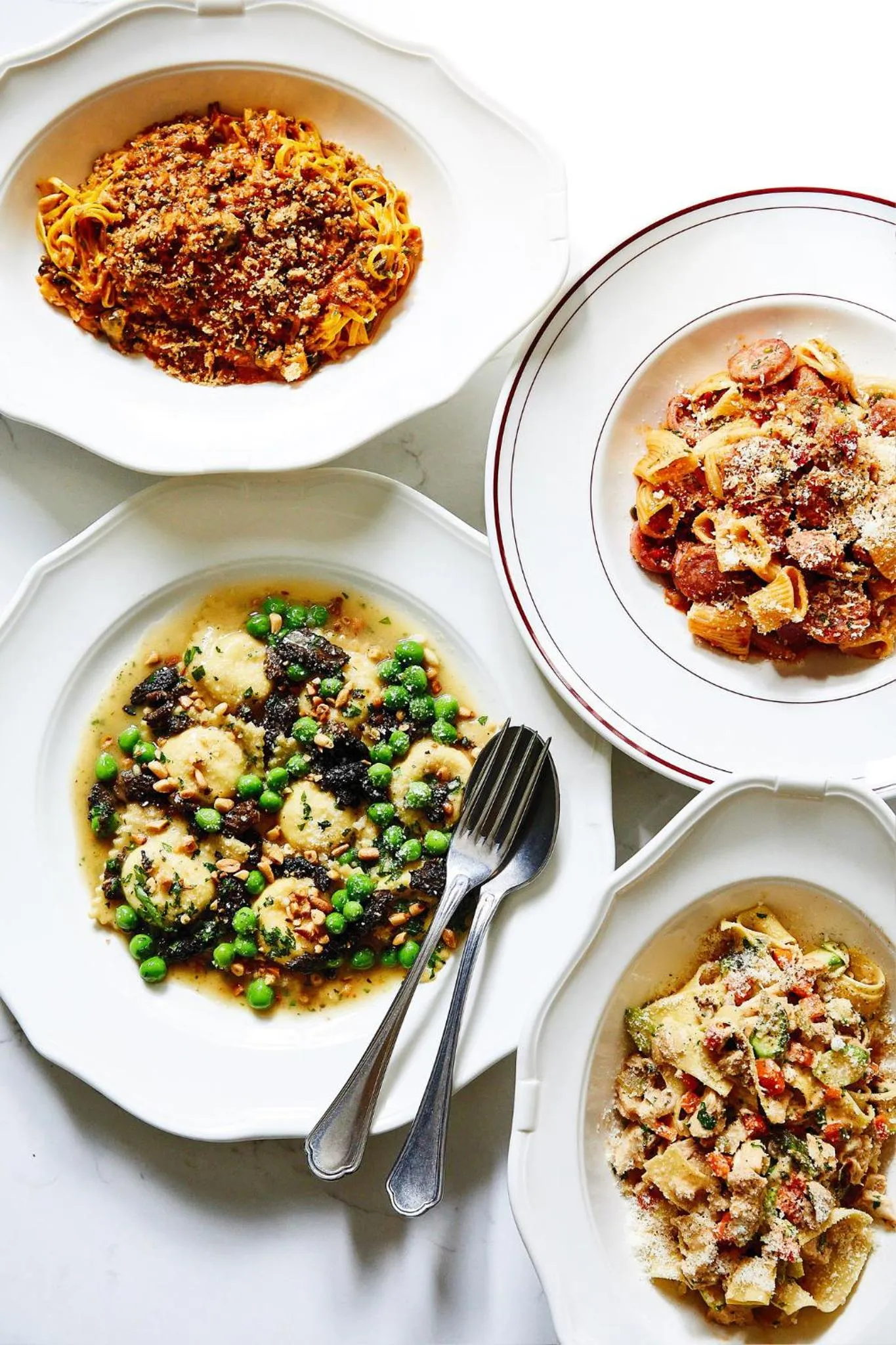 Restaurant/places to eat in Kimpton Hotel Vintage Portland by IHG