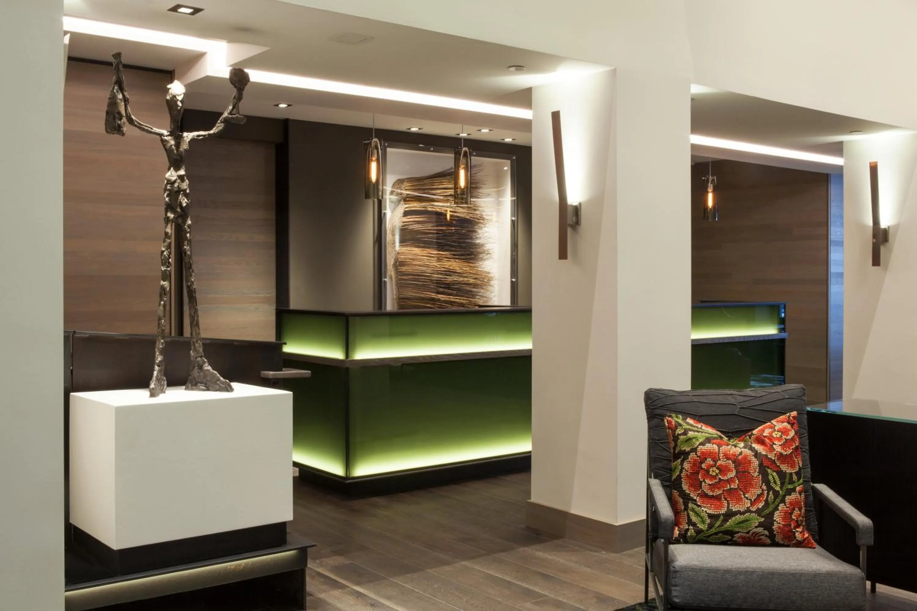 Property building in Kimpton Hotel Vintage Portland by IHG
