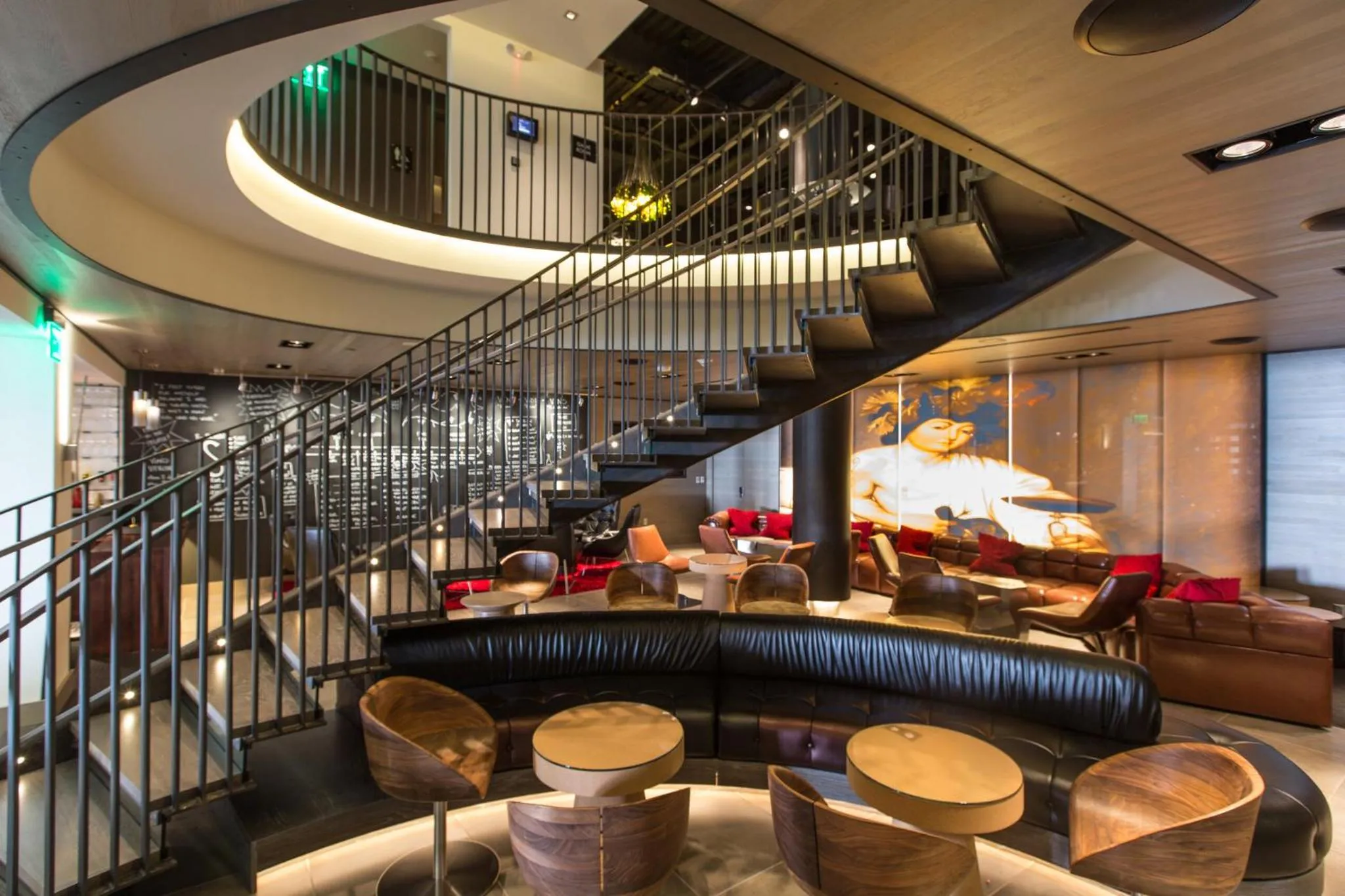 Restaurant/places to eat in Kimpton Hotel Vintage Portland by IHG