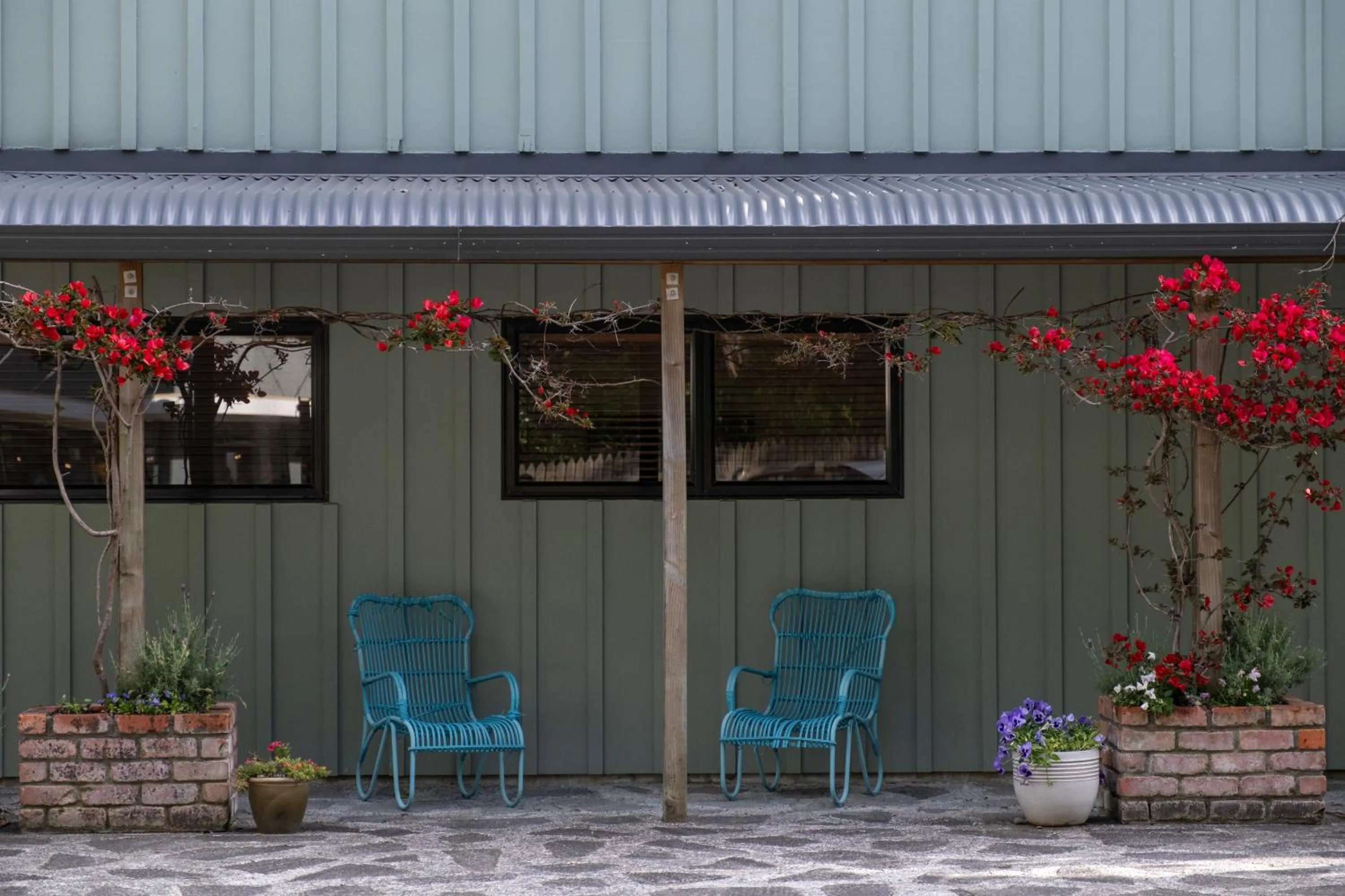 Bow Street Apartments & Cottage