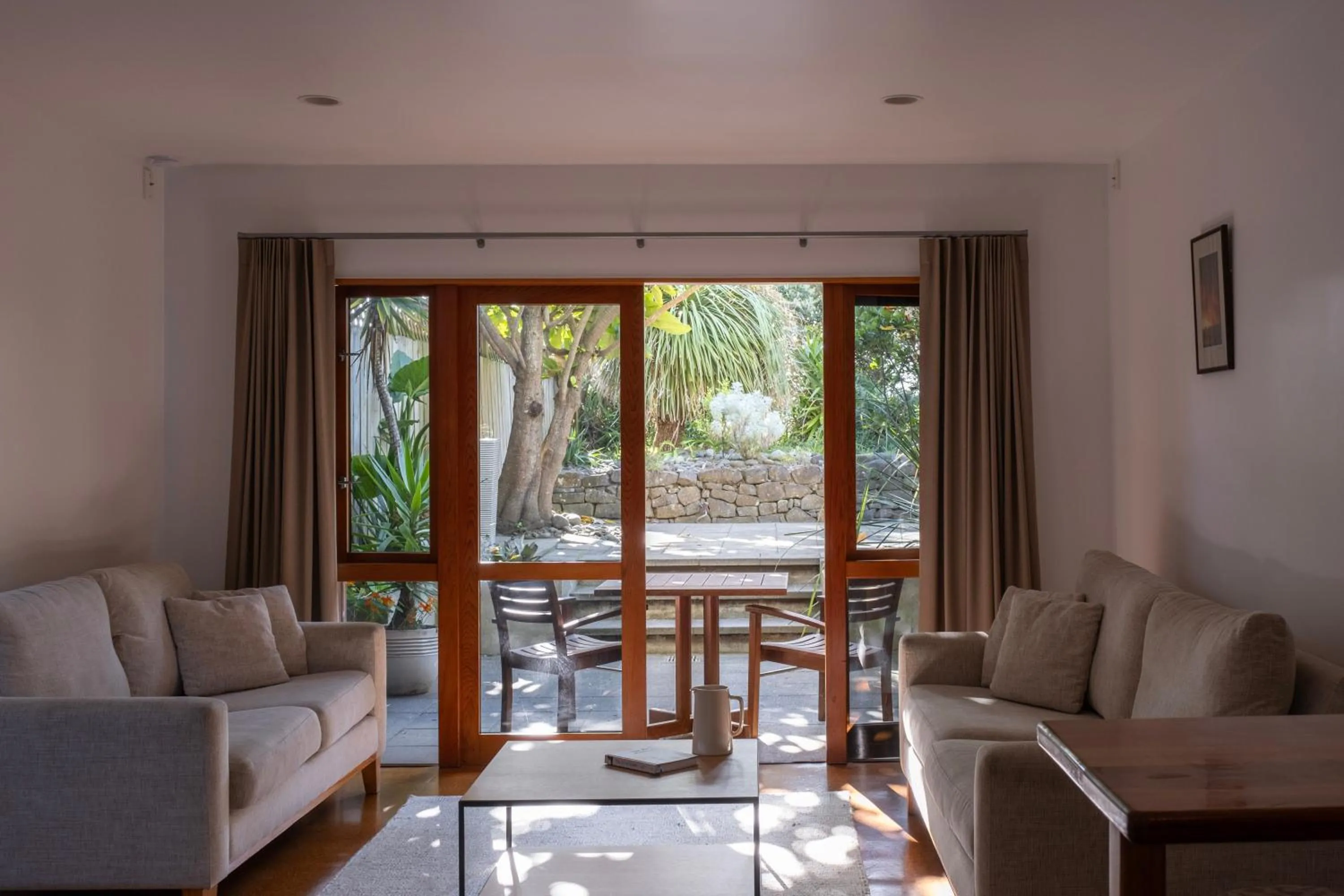 Bow Street Apartments & Cottage