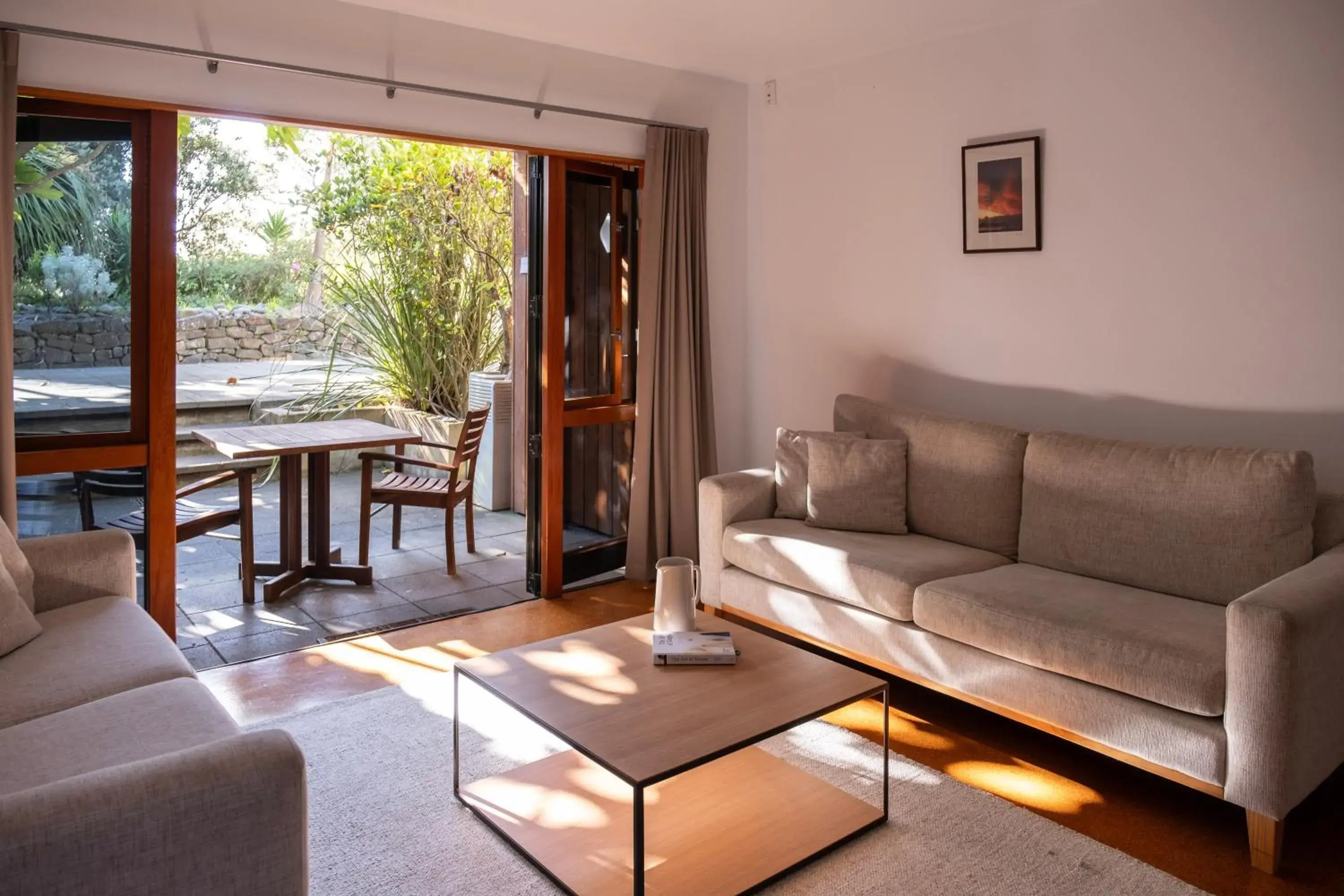 Waterfront Apartment in Bow Street Apartments & Cottage Waterfront Apartment in Bow Street Apartments & Cottage