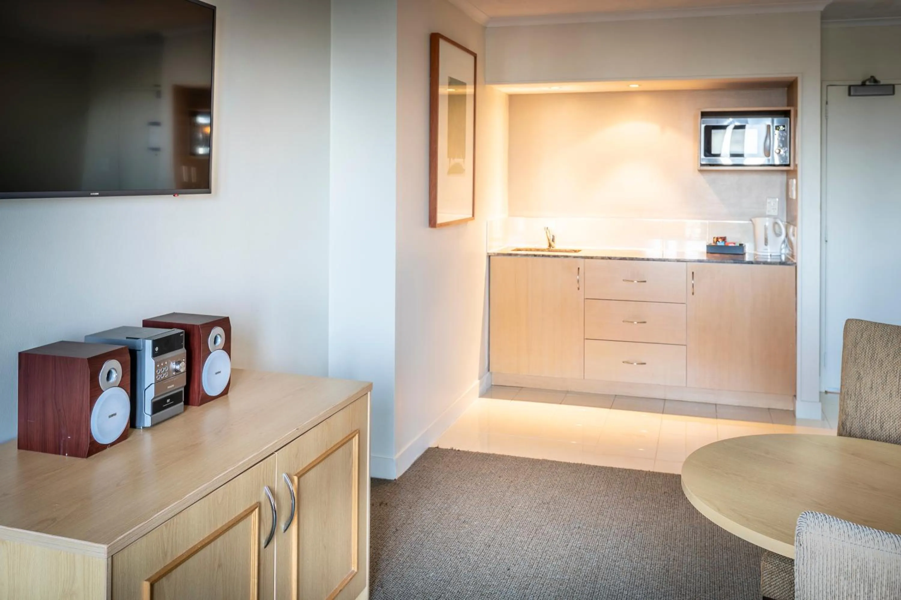 Coffee/tea facilities in Copthorne Hotel Auckland City