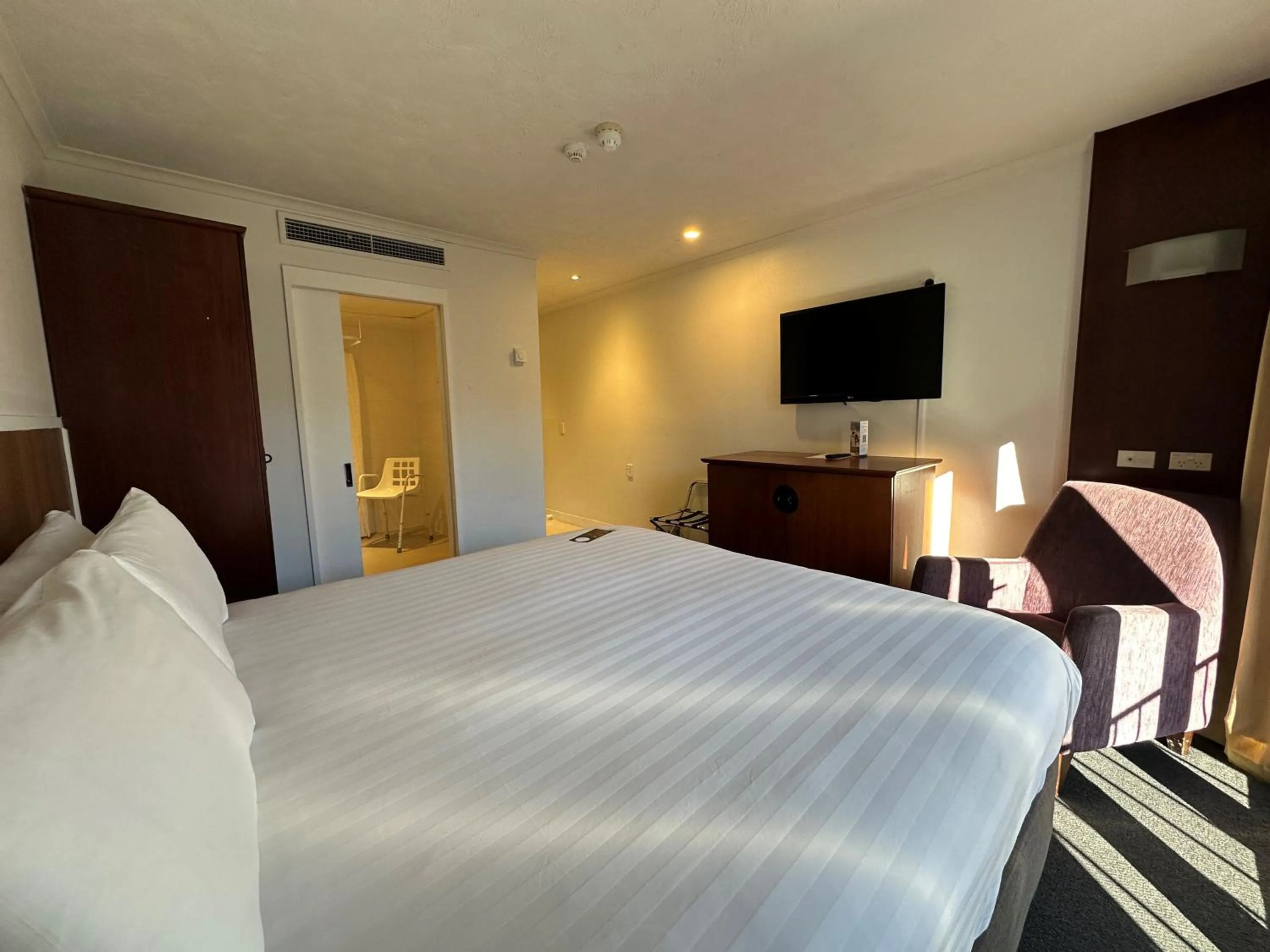 Bedroom, Bed in Copthorne Hotel Auckland City