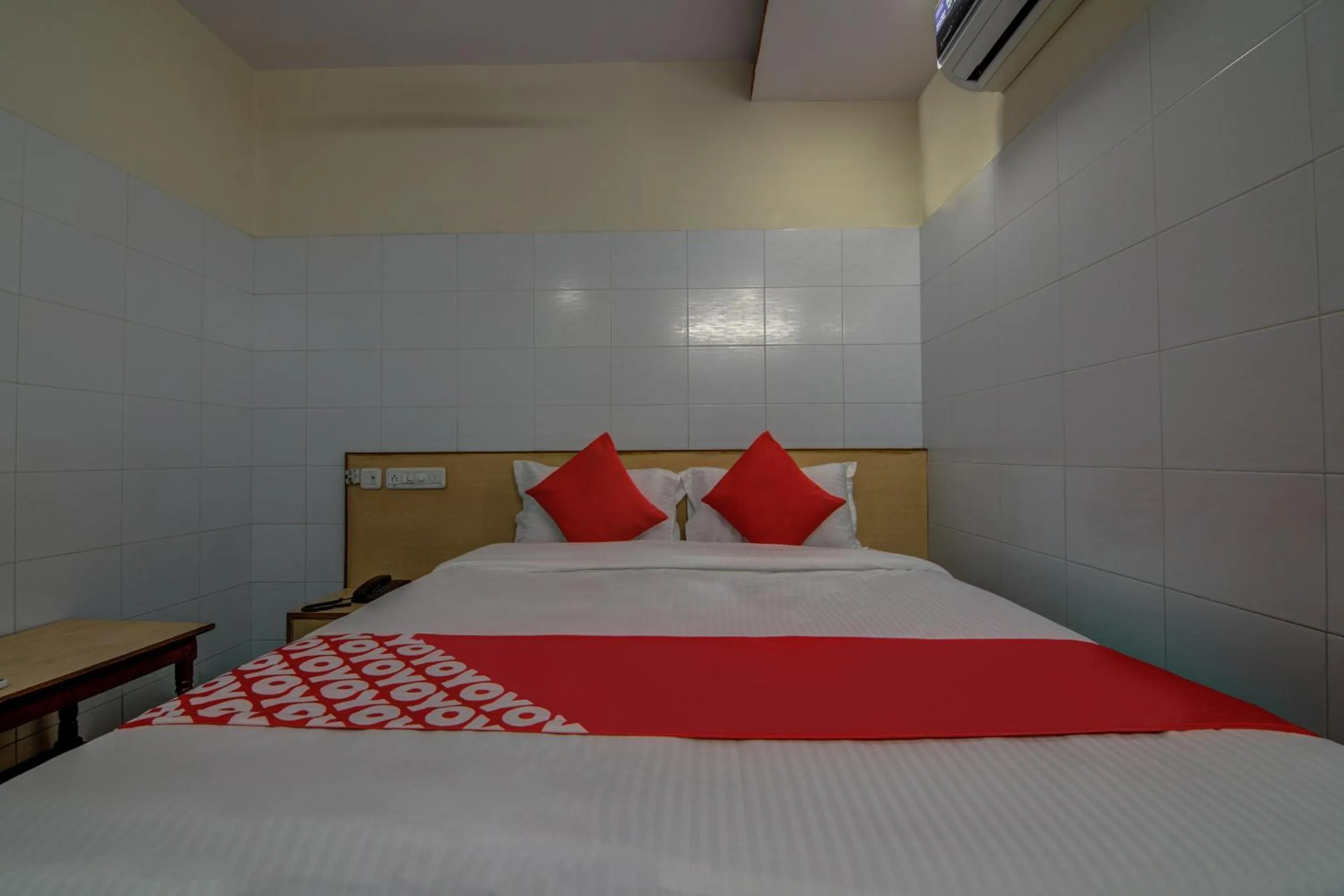 Bedroom, Bed in Hotel O Mayur's residency