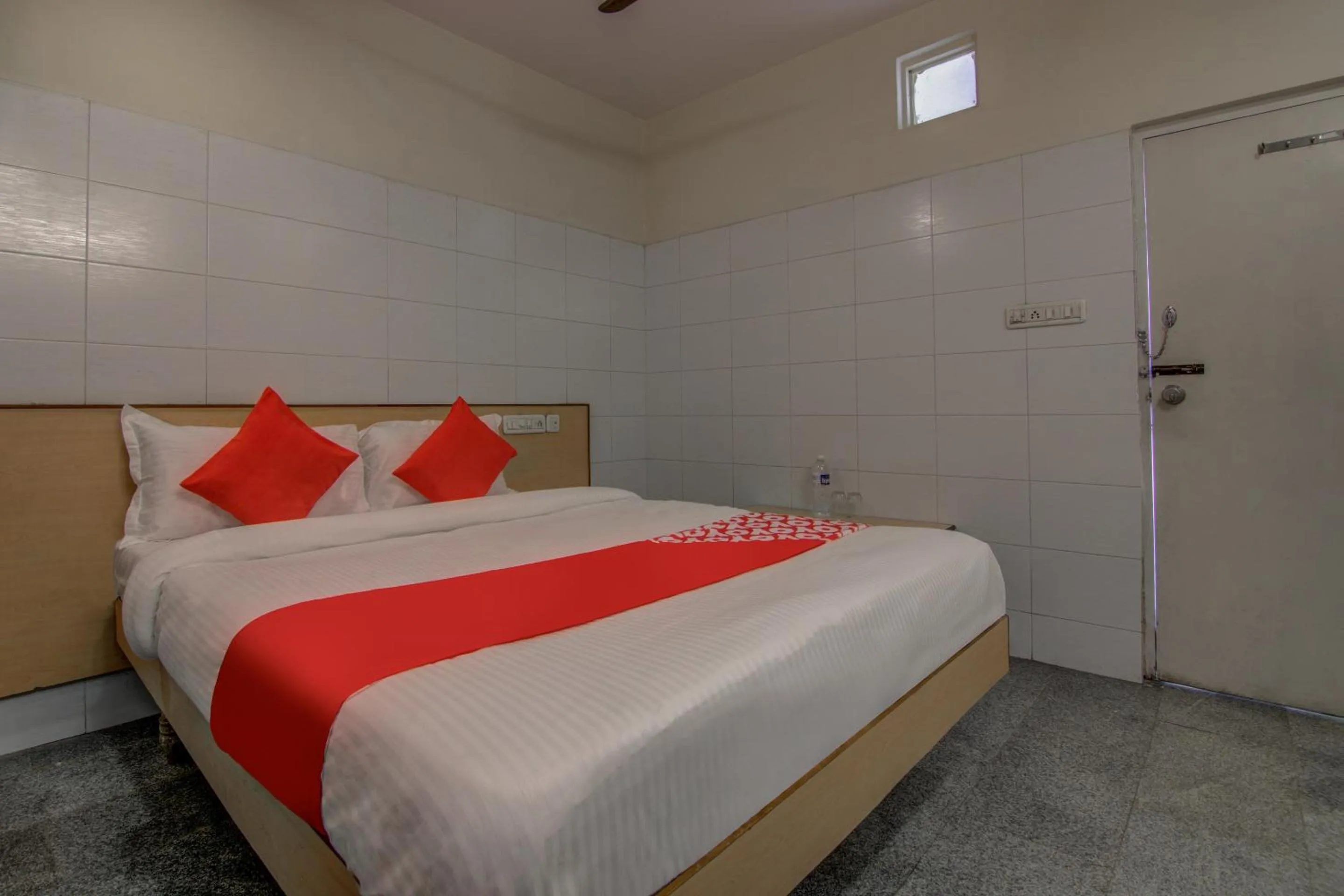 Bedroom, Bed in Hotel O Mayur's residency