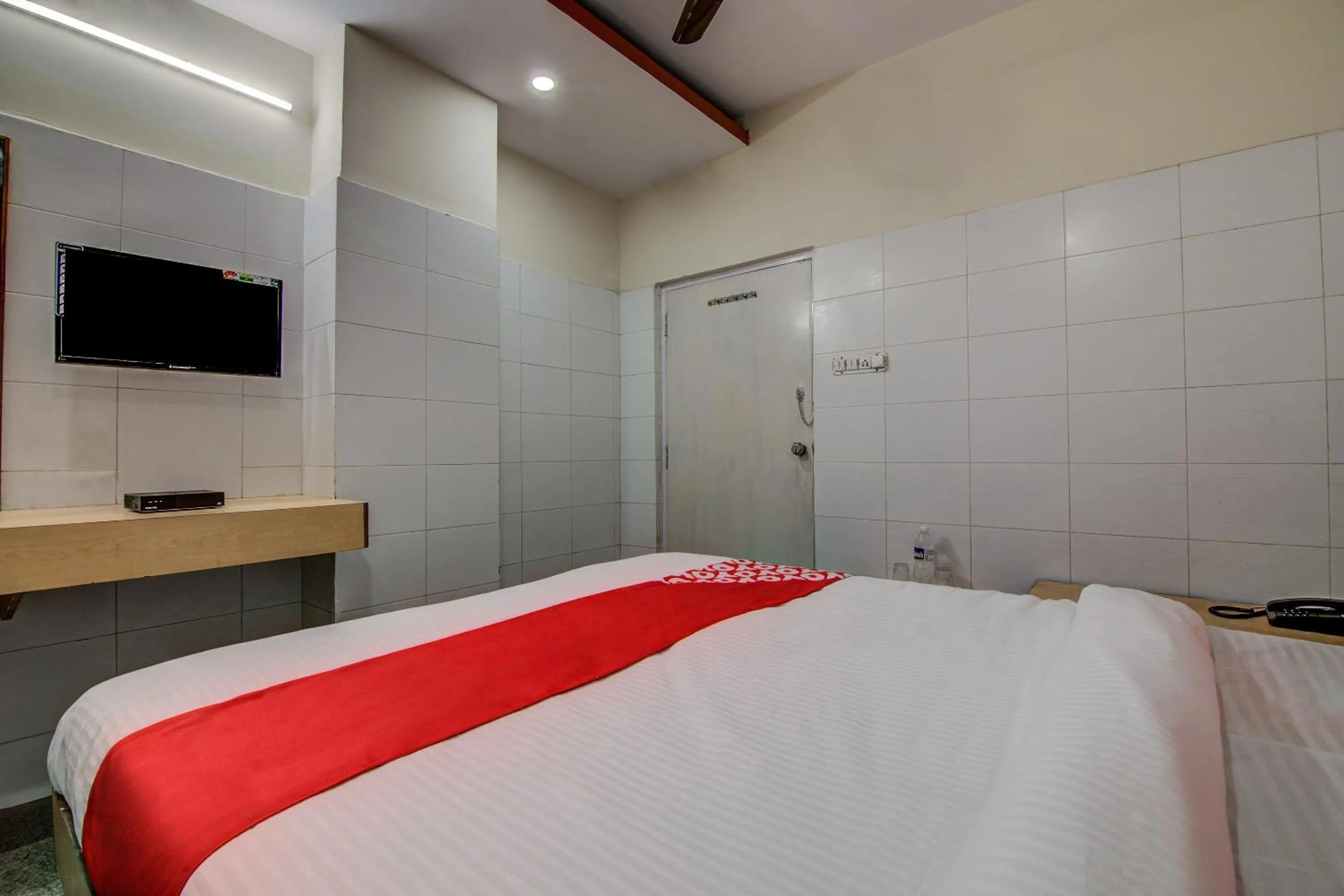 Bedroom, Bed in Hotel O Mayur's residency