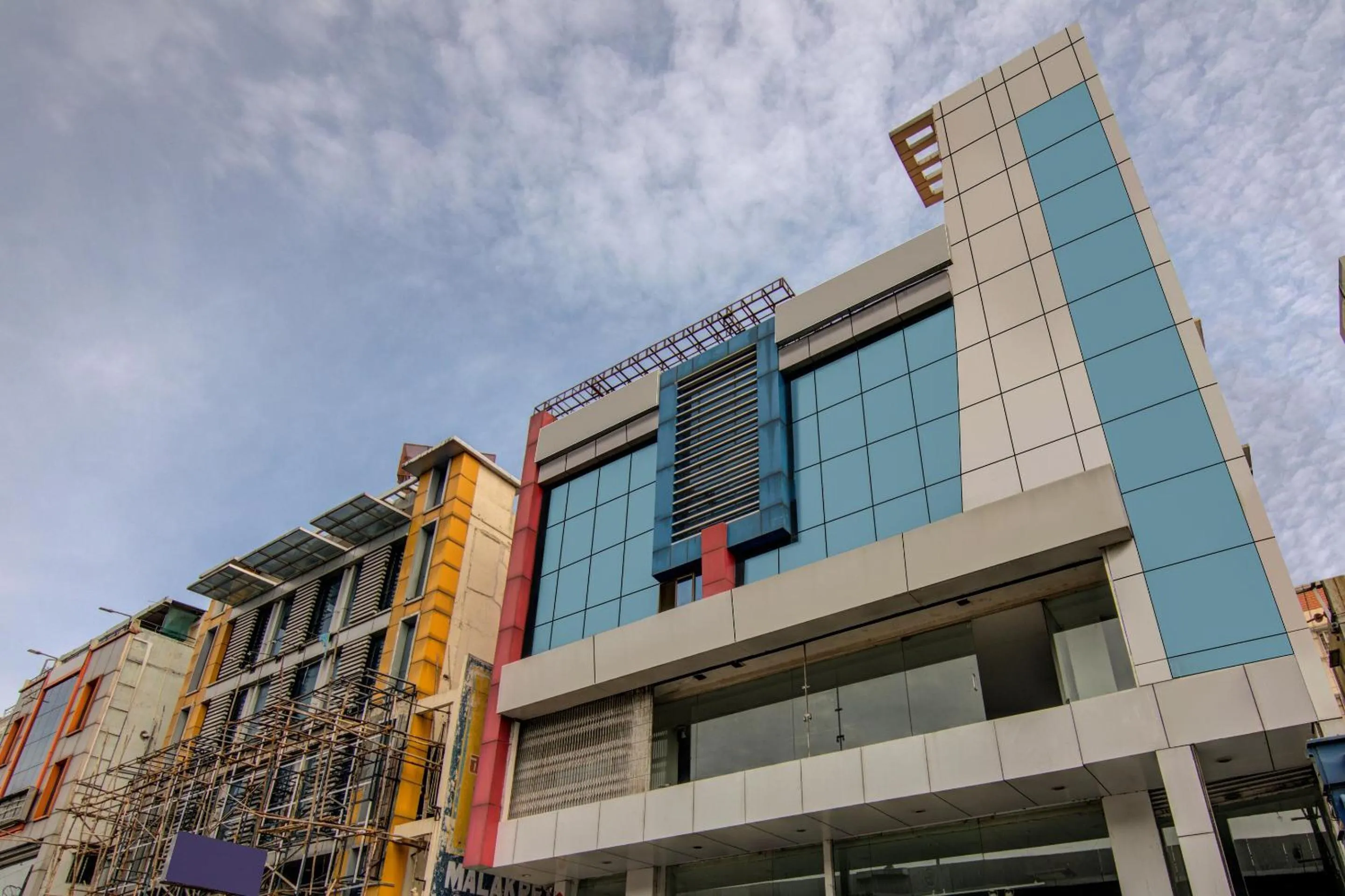Facade/entrance in Hotel O Mayur's residency